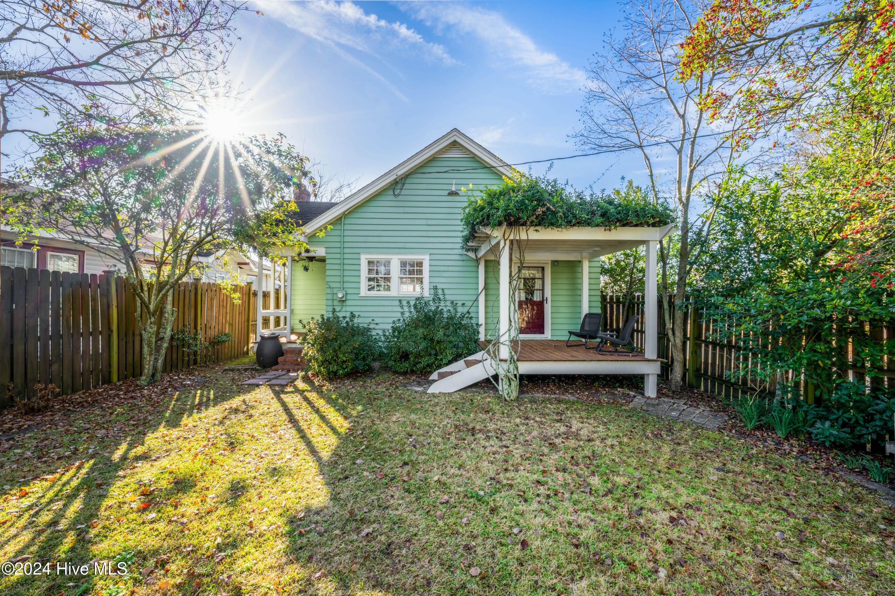 1801 Ann Street Property Photo 24