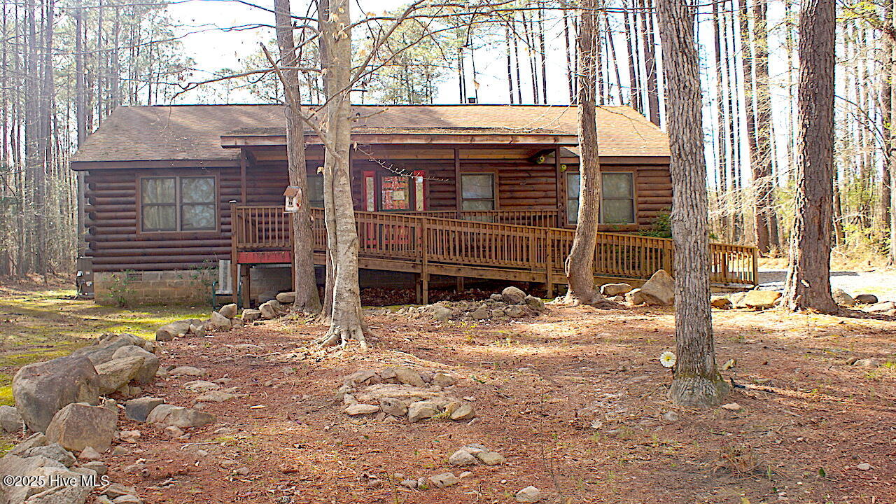 202 Waterside Drive Property Photo 1