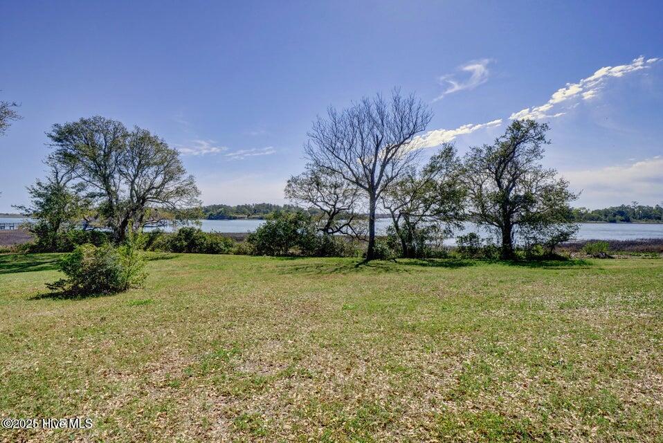 1111 Pembroke Jones Drive Property Photo 7
