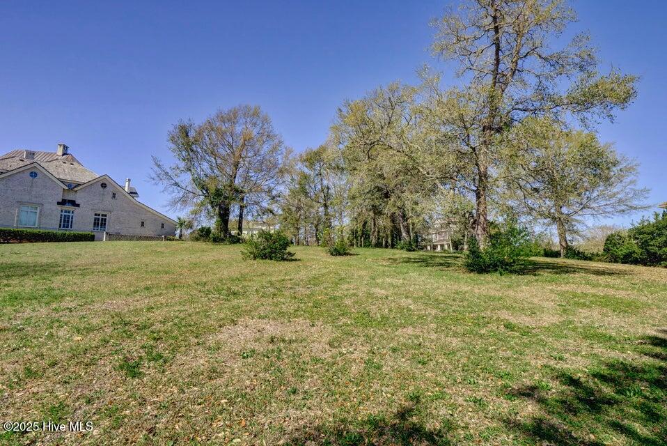 1111 Pembroke Jones Drive Property Photo 11