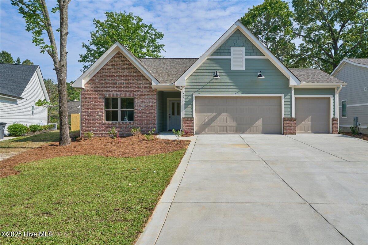 711 Tanager Drive Property Photo 1