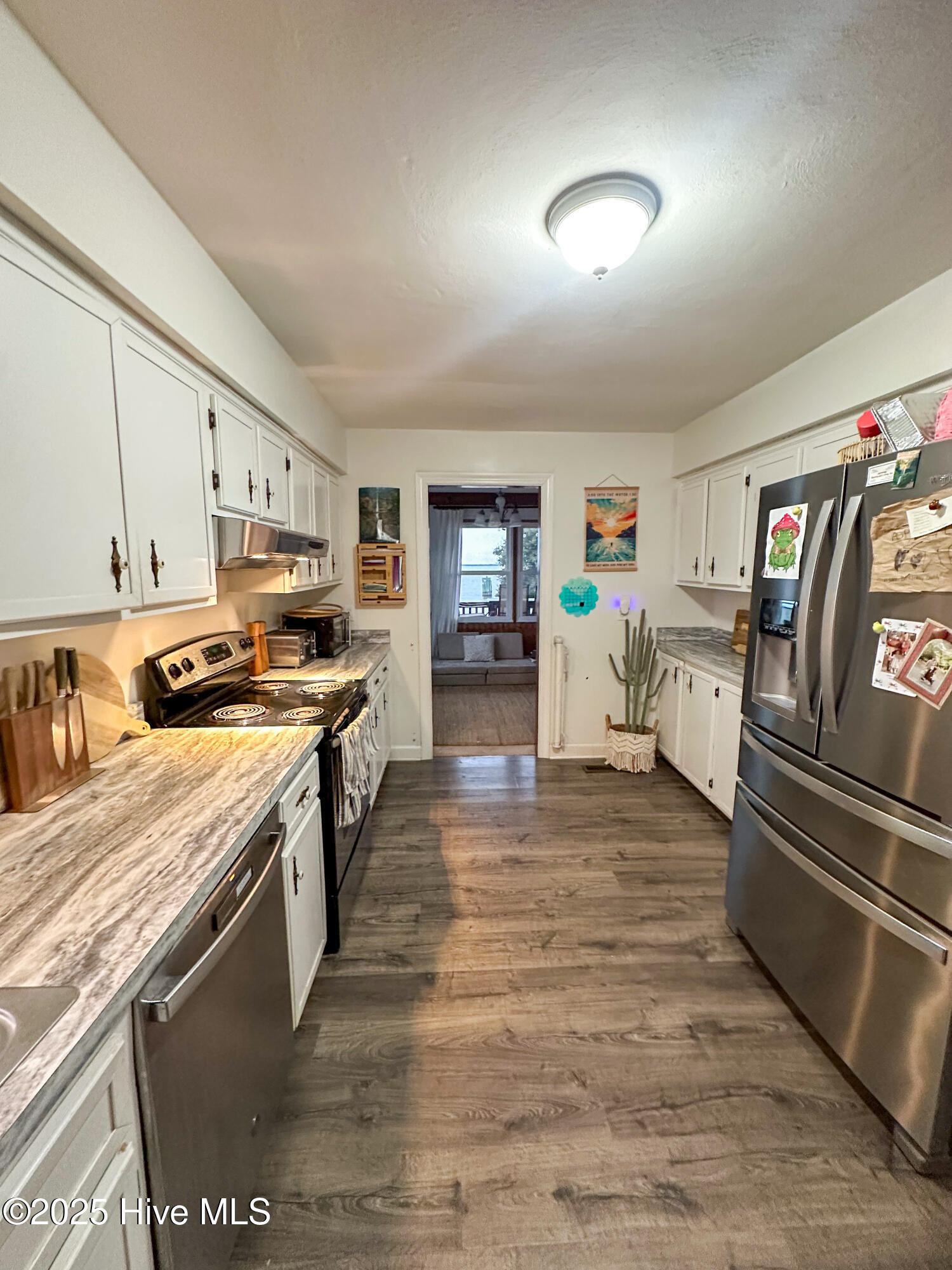 100 Dock Lane Property Photo 13