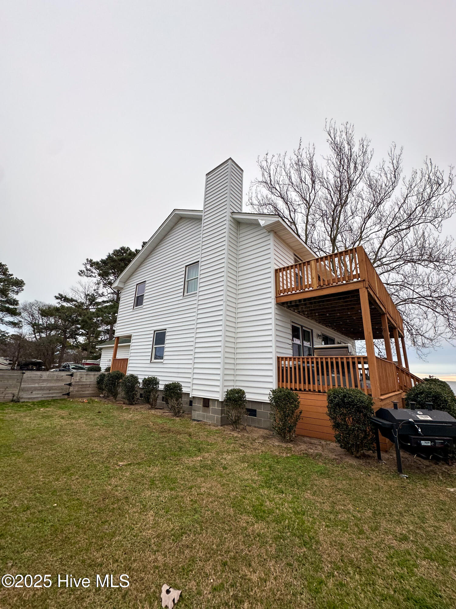 100 Dock Lane Property Photo 22