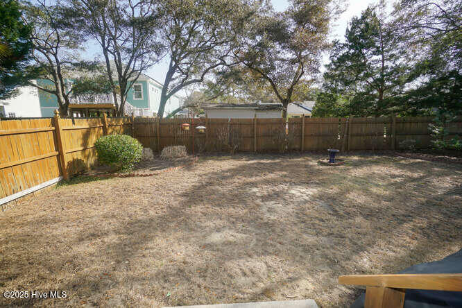 220 Ne 36th Street Property Photo 17