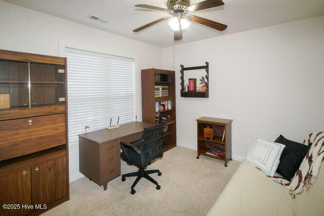 220 Ne 36th Street Property Photo 23