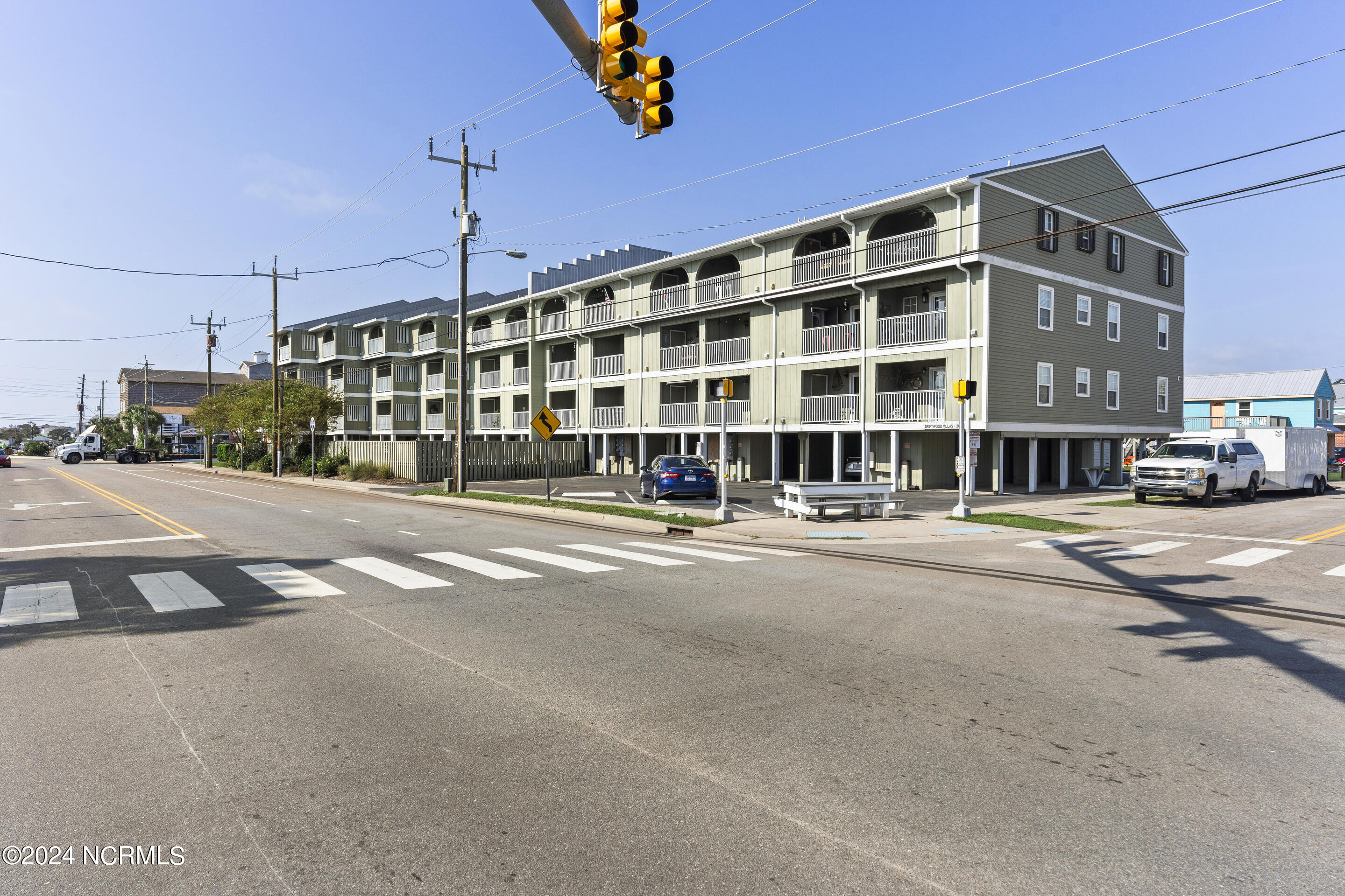 200 Lake Park Boulevard 7a Property Photo 3