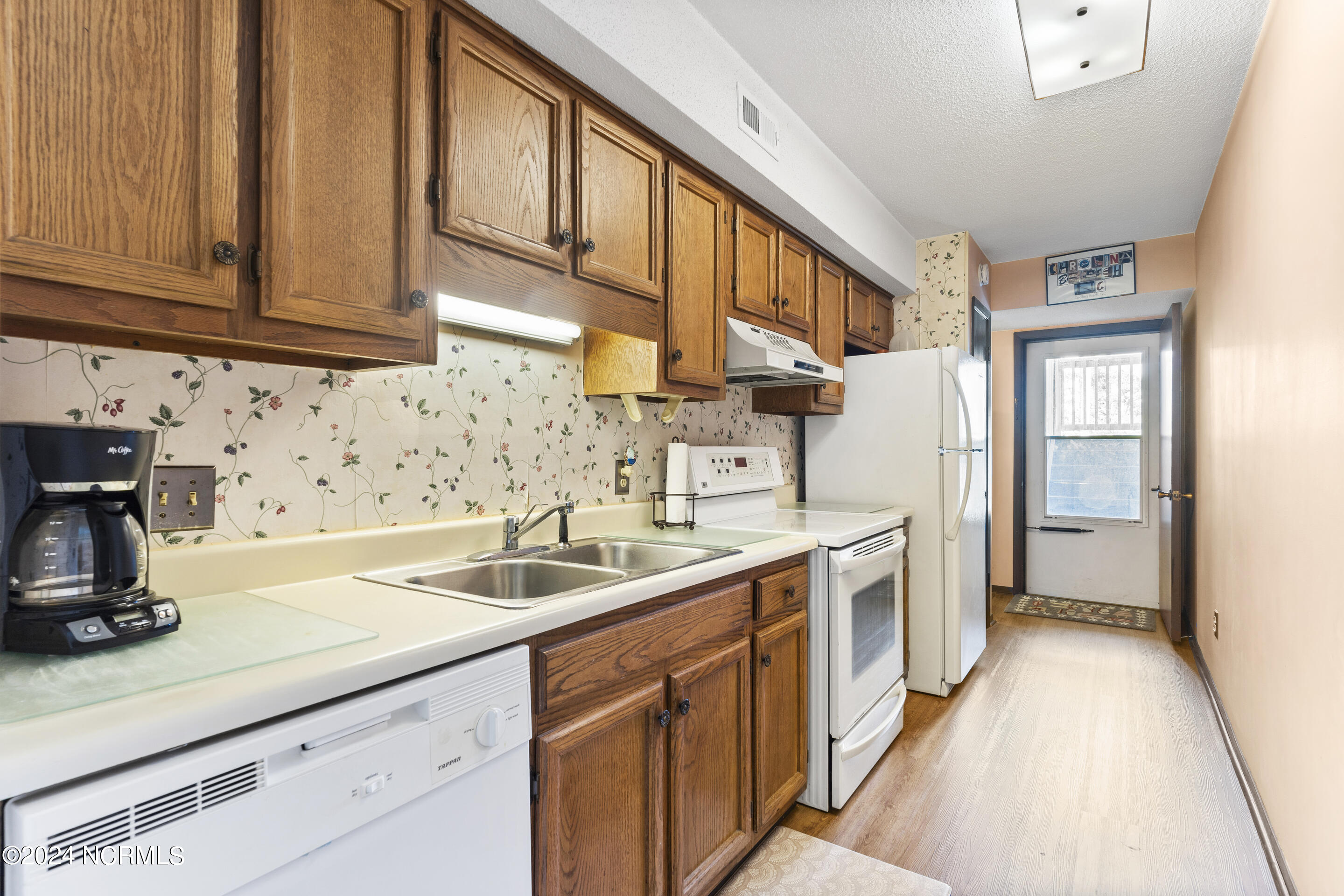 200 Lake Park Boulevard 7a Property Photo 11