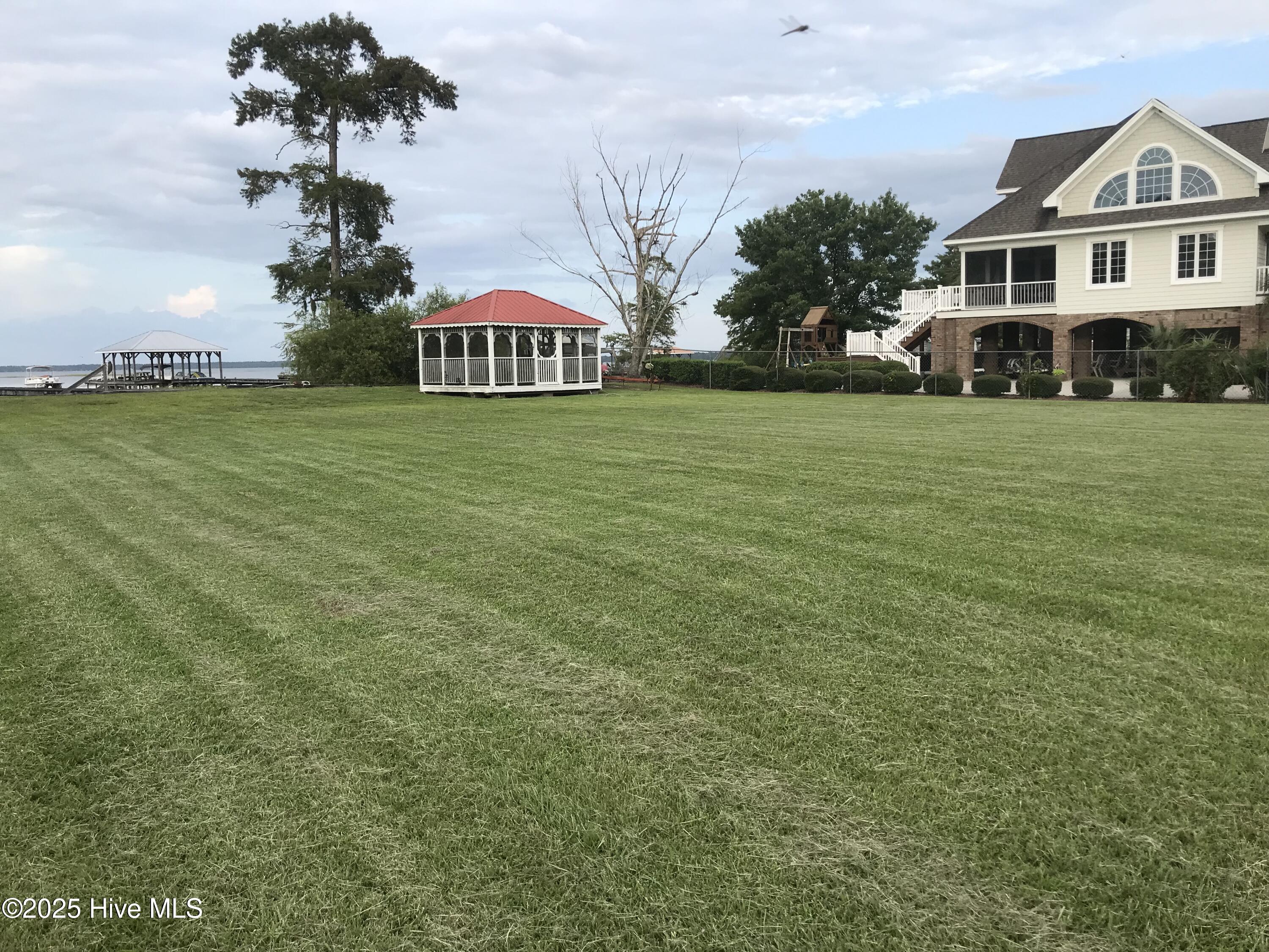 3935 Waccamaw Shores Road Property Photo