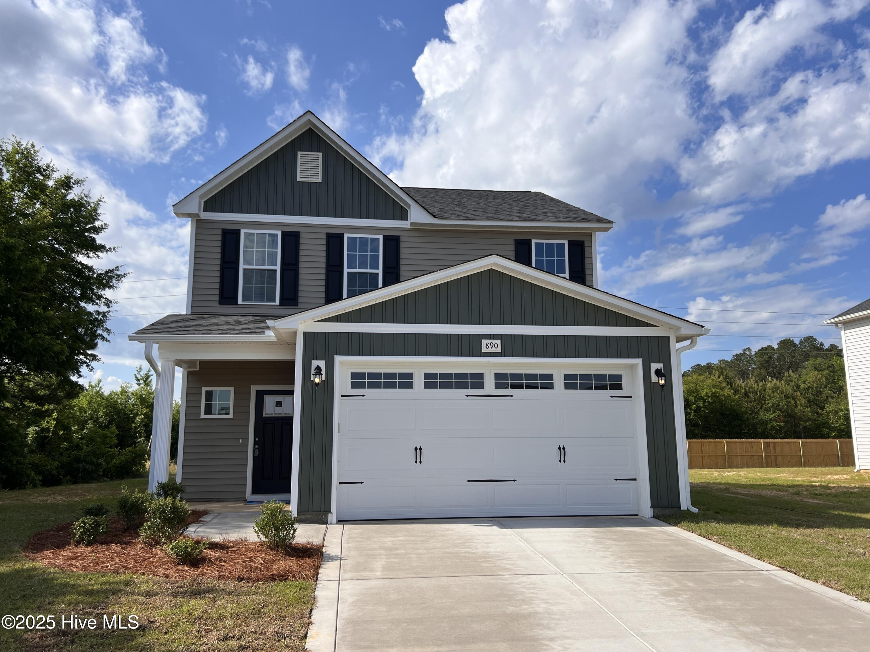 890 Archibald Way Property Photo