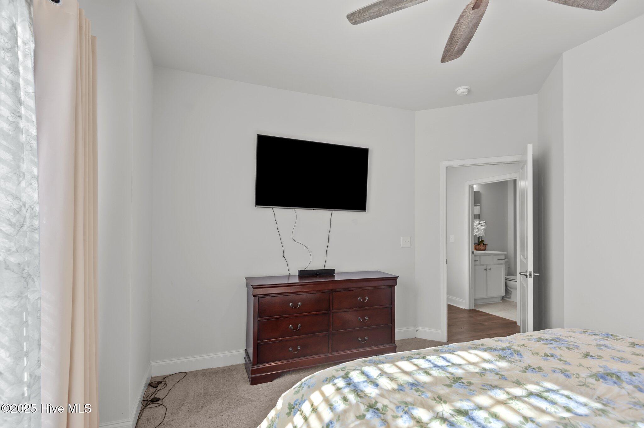 350 Eliza Way Property Photo 8