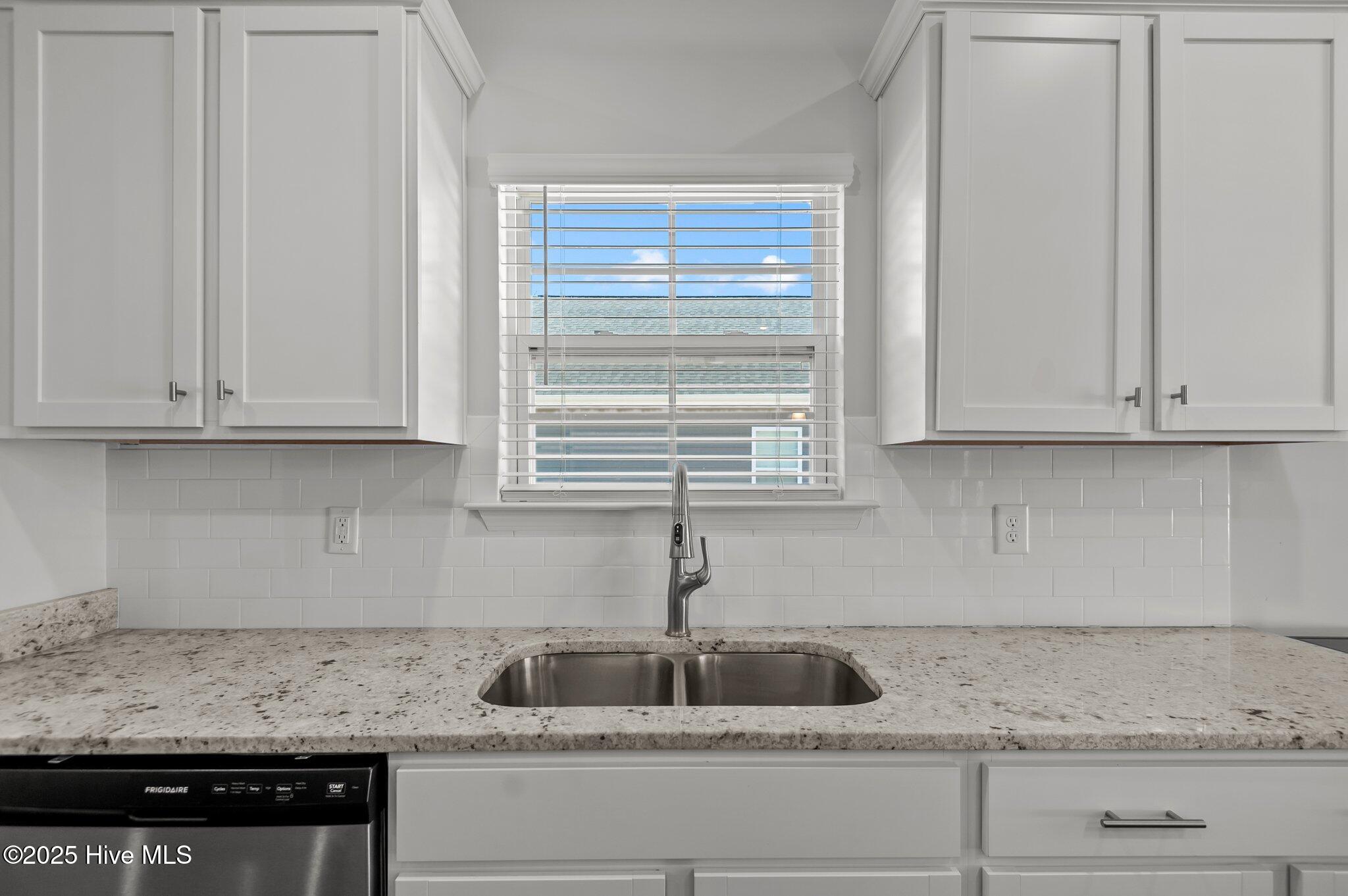 350 Eliza Way Property Photo 18