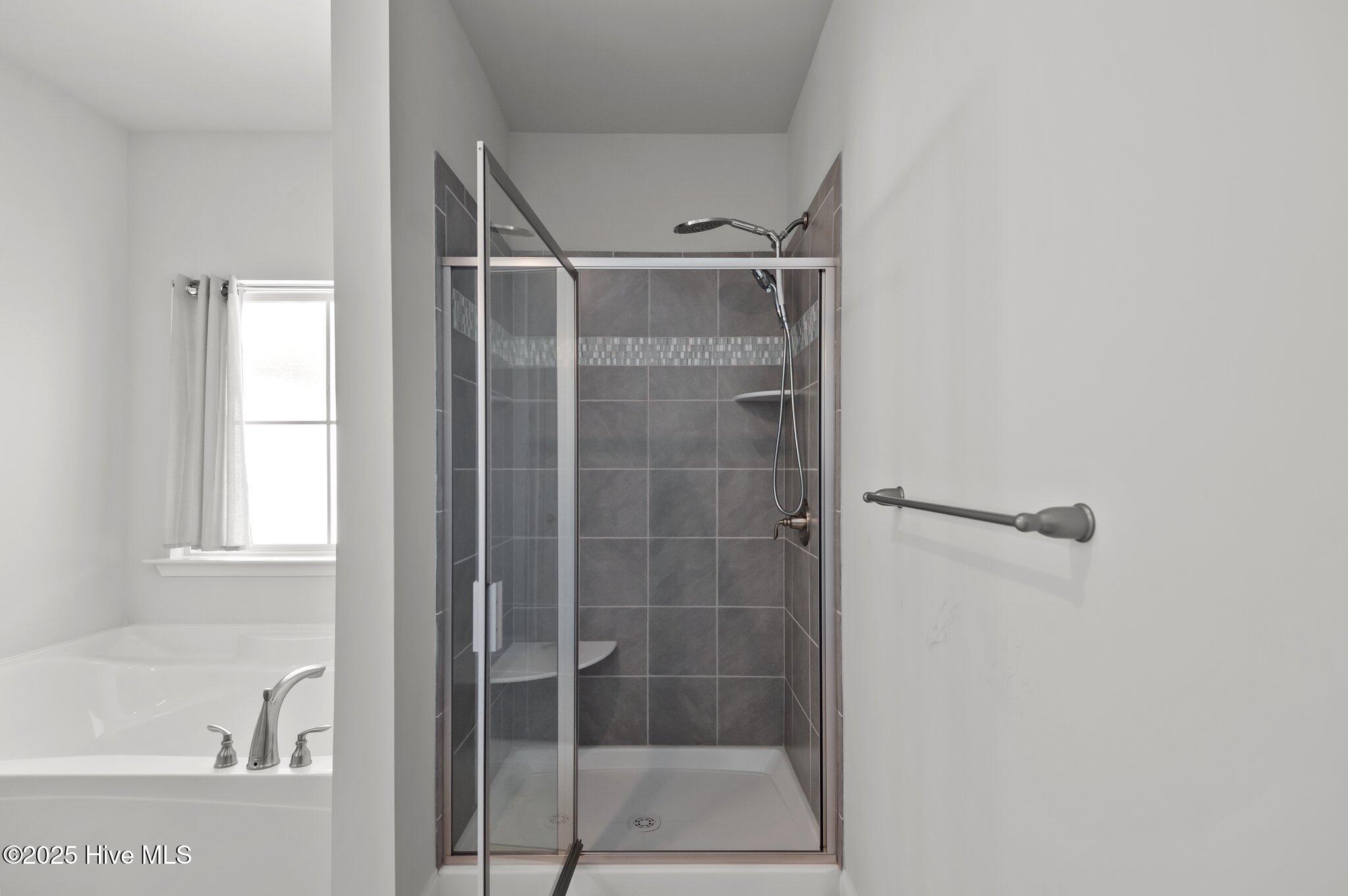 350 Eliza Way Property Photo 25