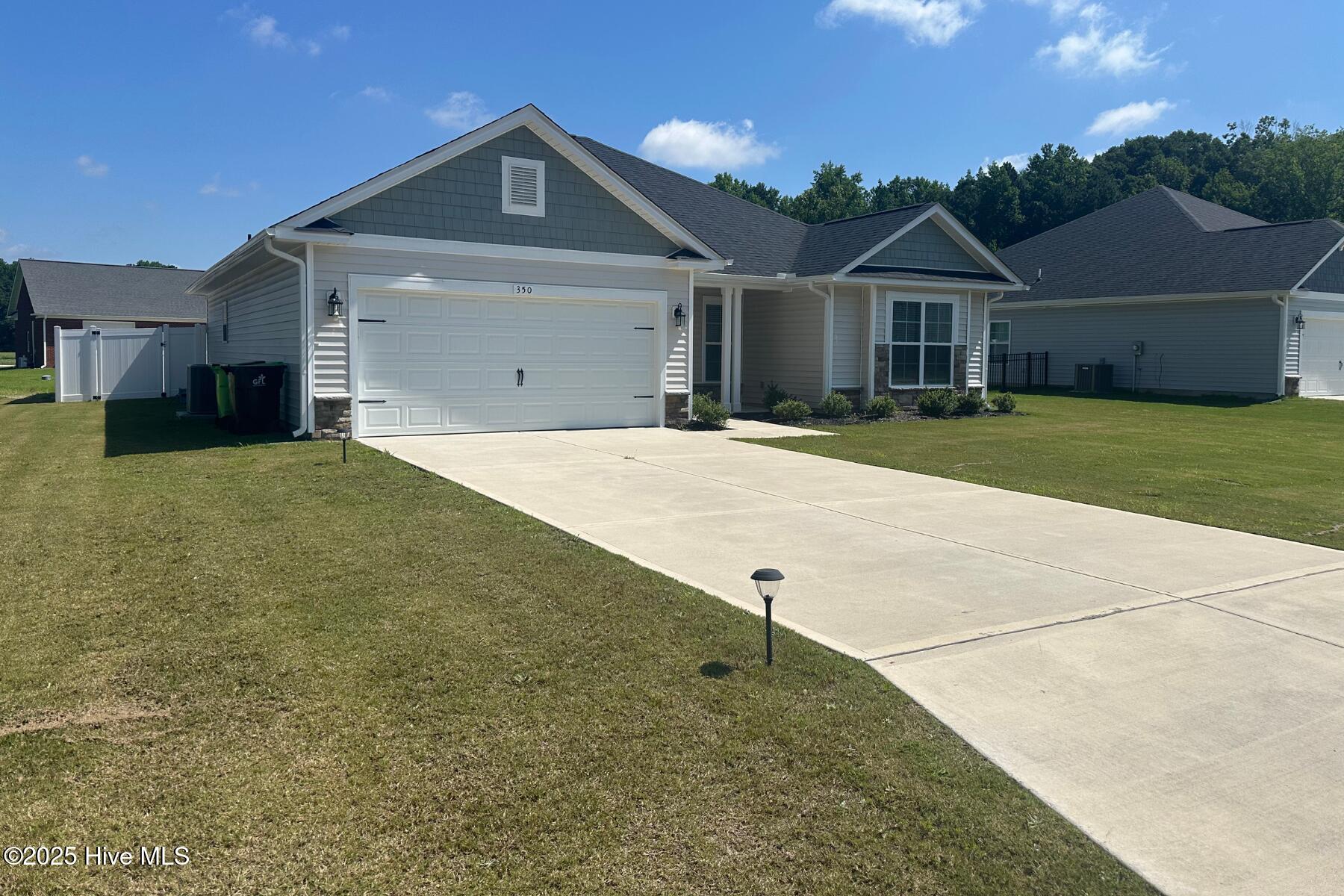 350 Eliza Way Property Photo 35