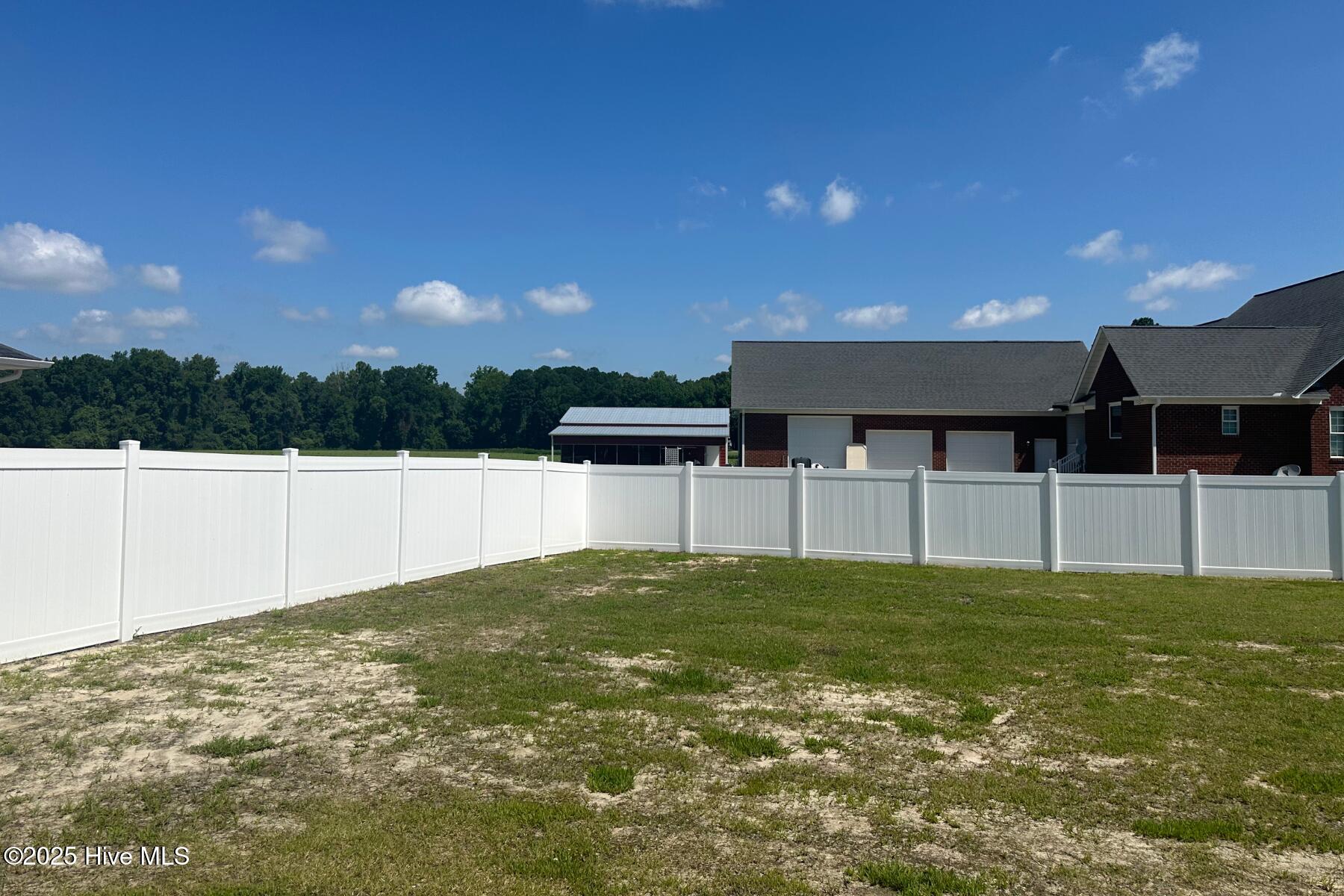 350 Eliza Way Property Photo 40