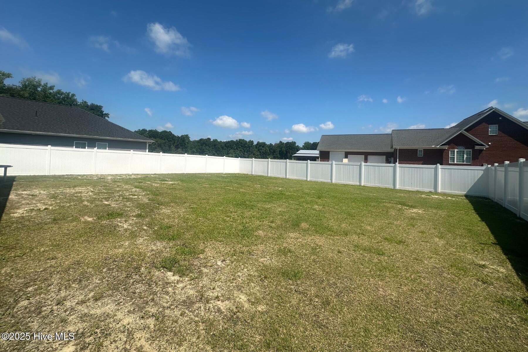 350 Eliza Way Property Photo 41