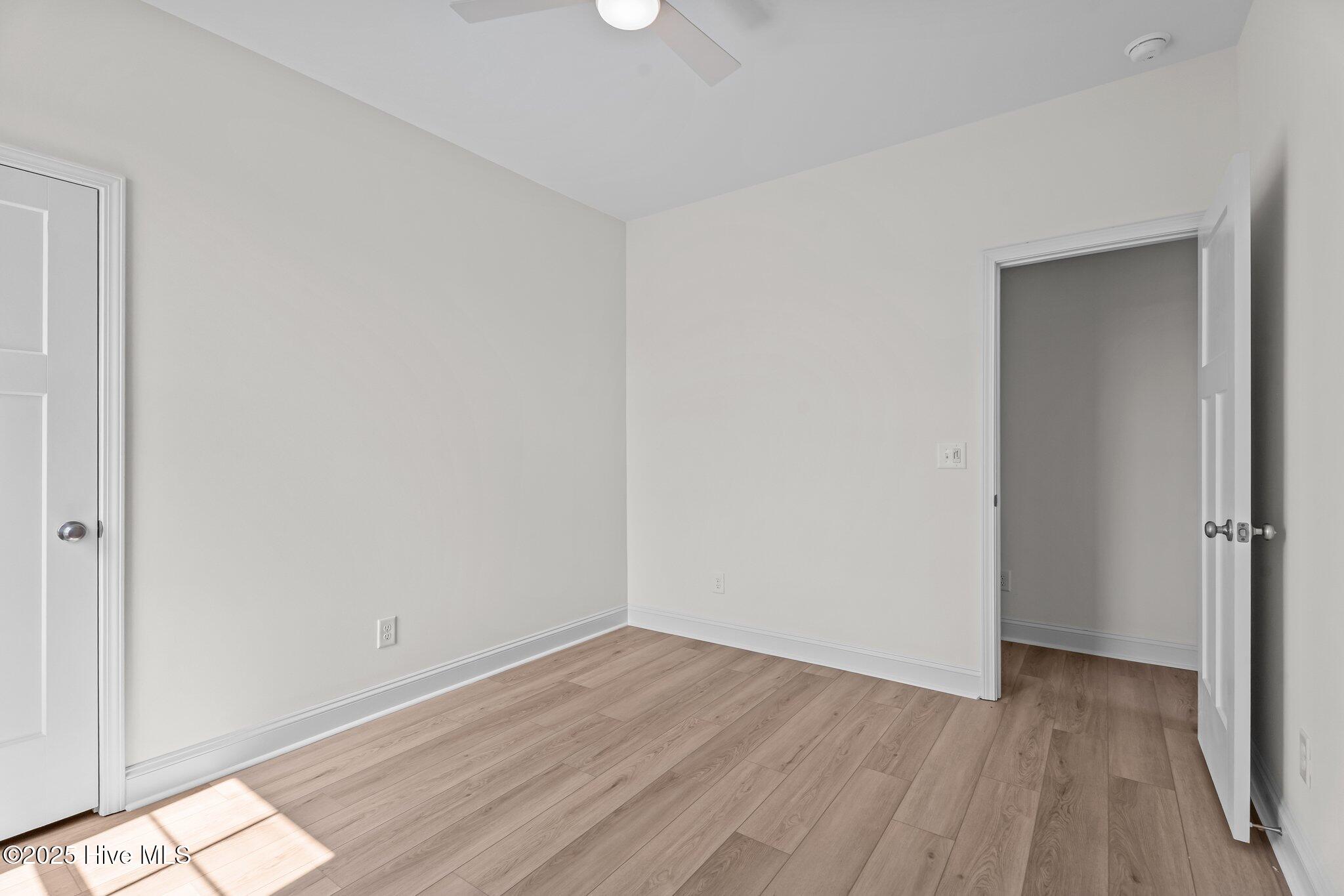 4931 Stone Creek Drive Property Photo 20