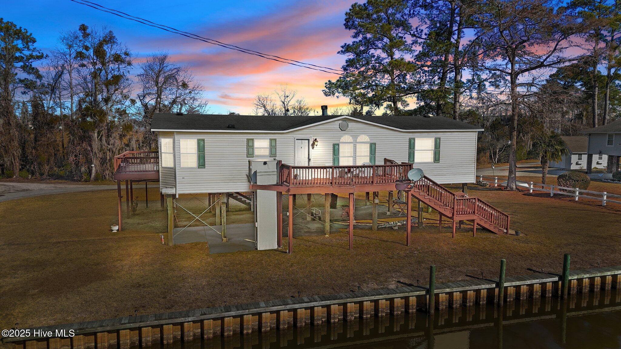 58 Canal Court Property Photo