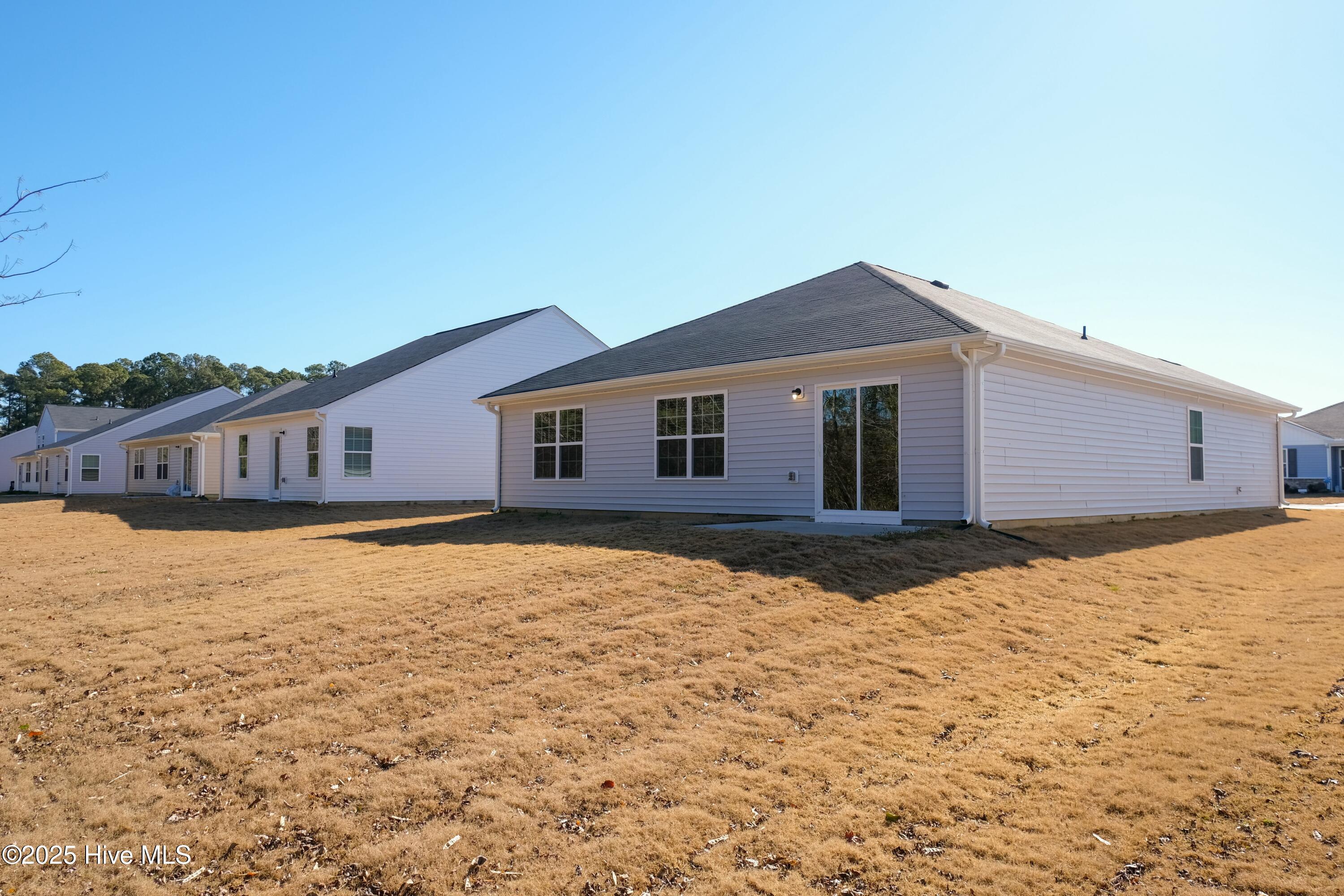 1427 N Wilshire Court Property Photo 6