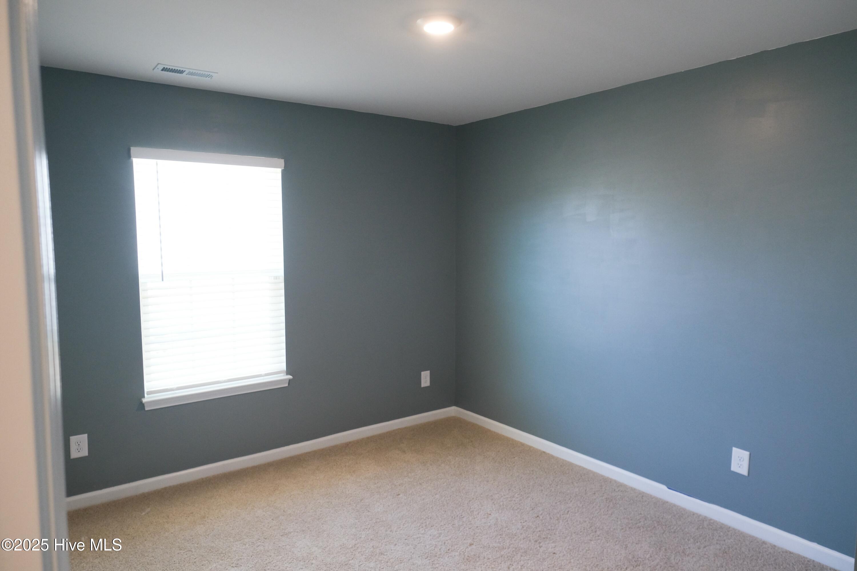 1427 N Wilshire Court Property Photo 9