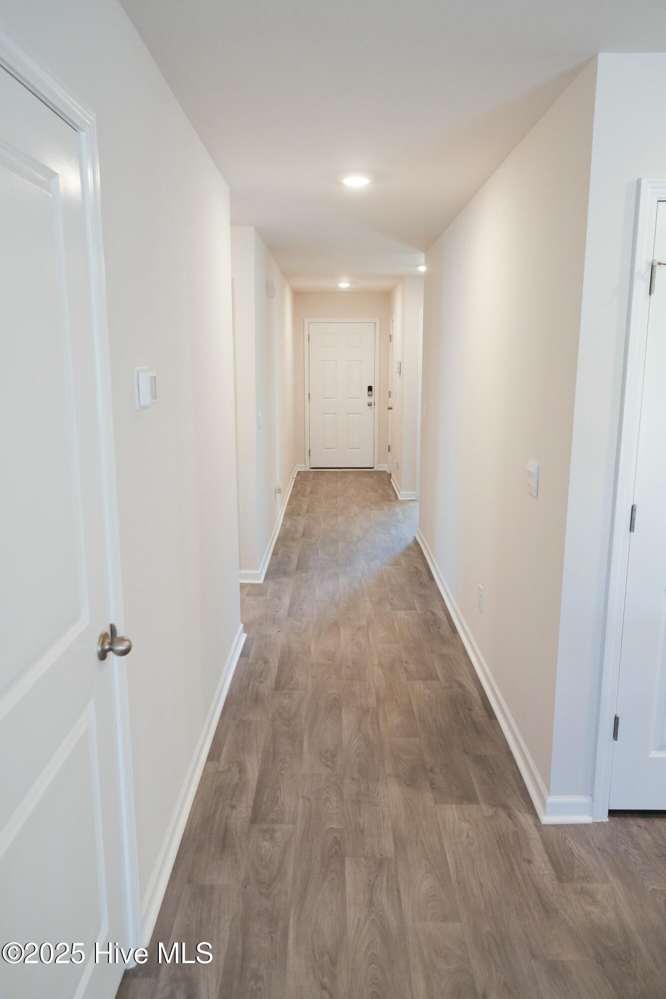 1427 N Wilshire Court Property Photo 17