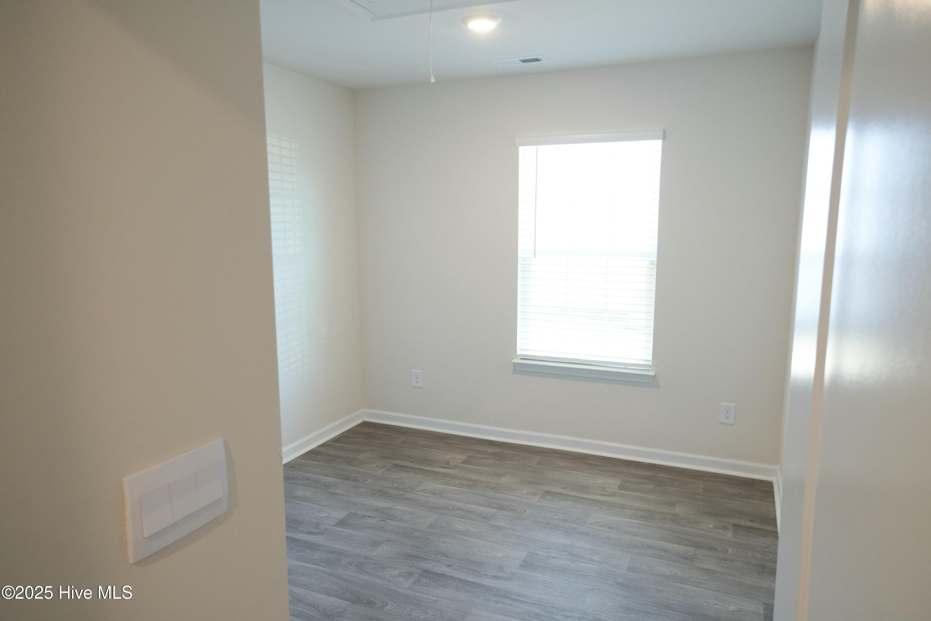 1427 N Wilshire Court Property Photo 19