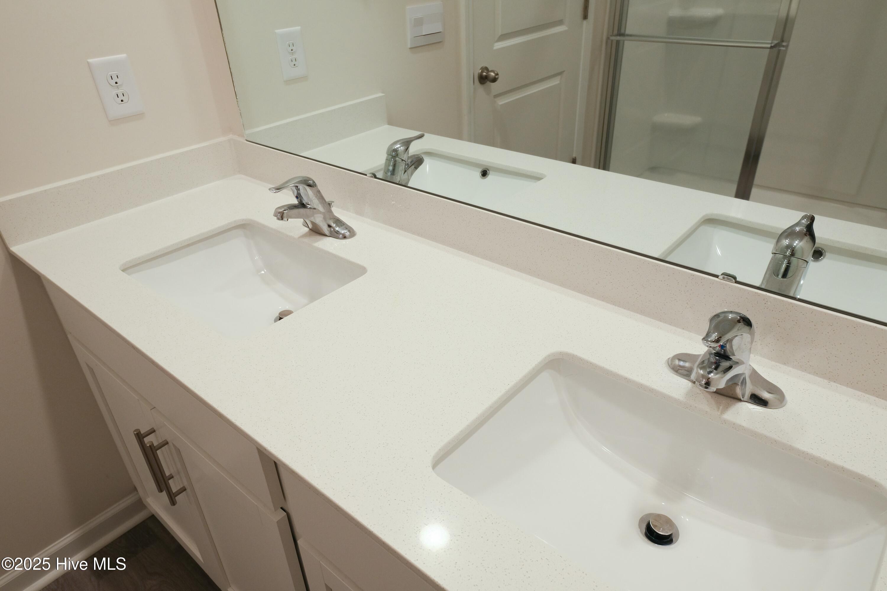 1427 N Wilshire Court Property Photo 30