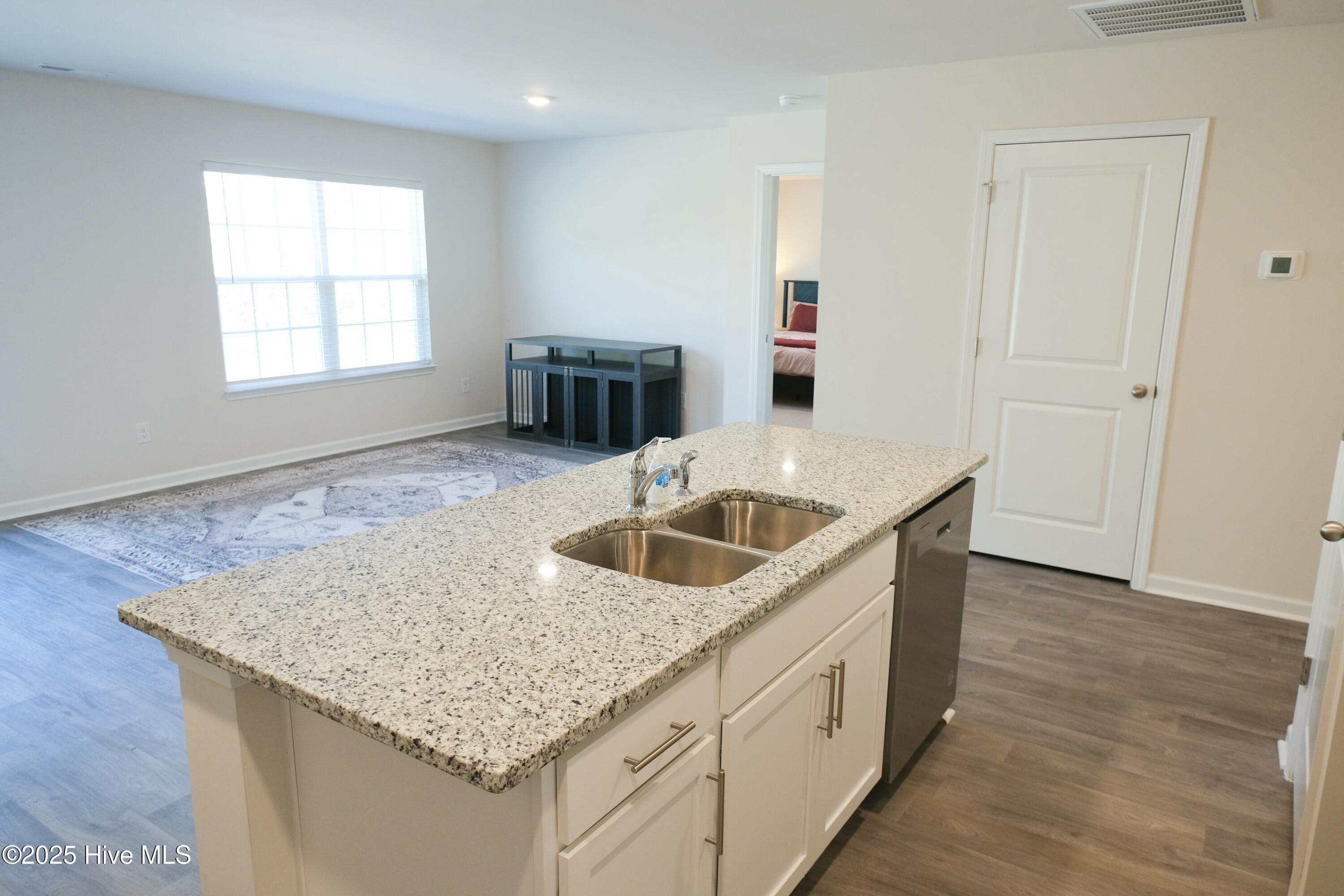 1427 N Wilshire Court Property Photo 35