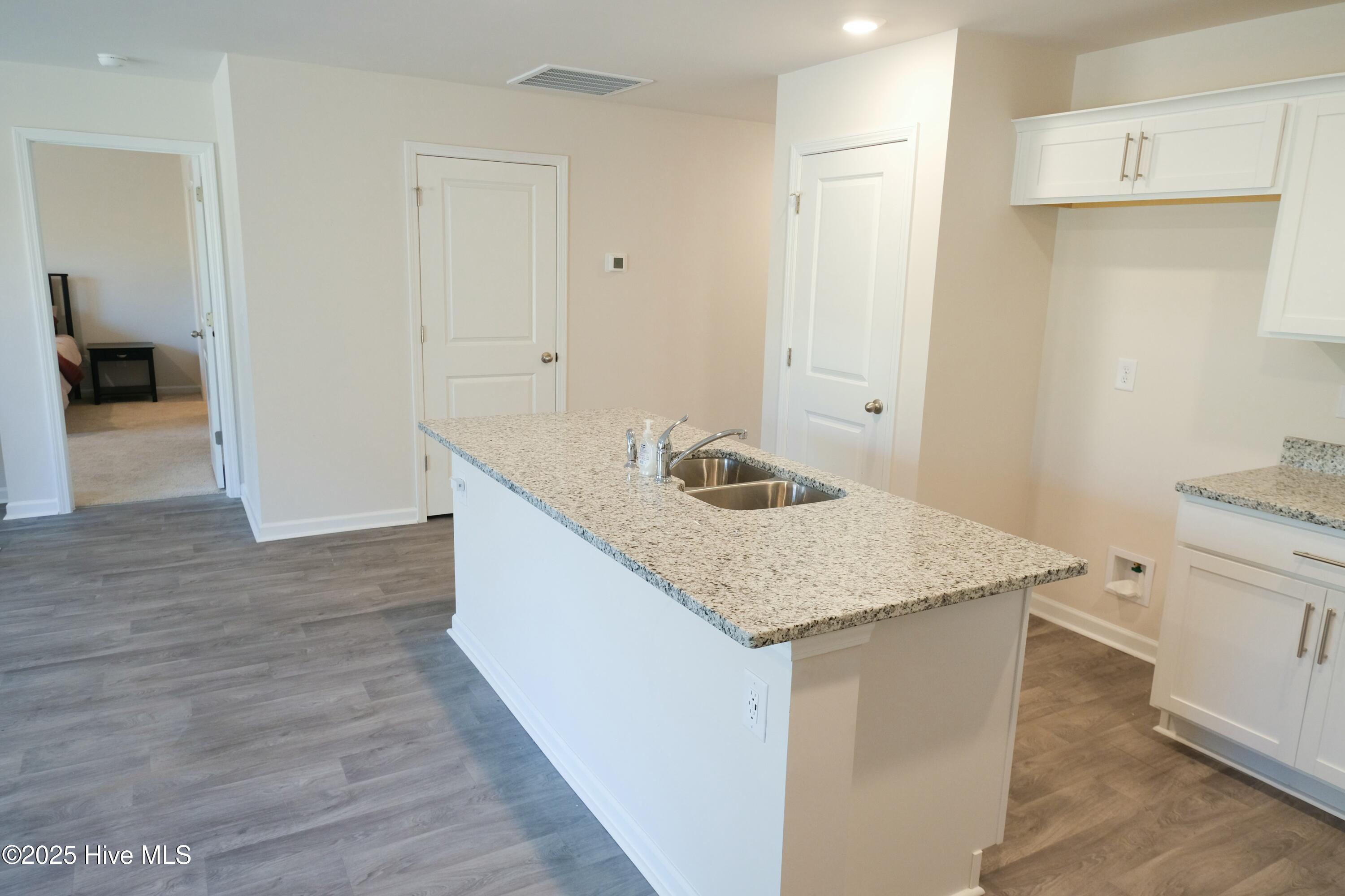 1427 N Wilshire Court Property Photo 39