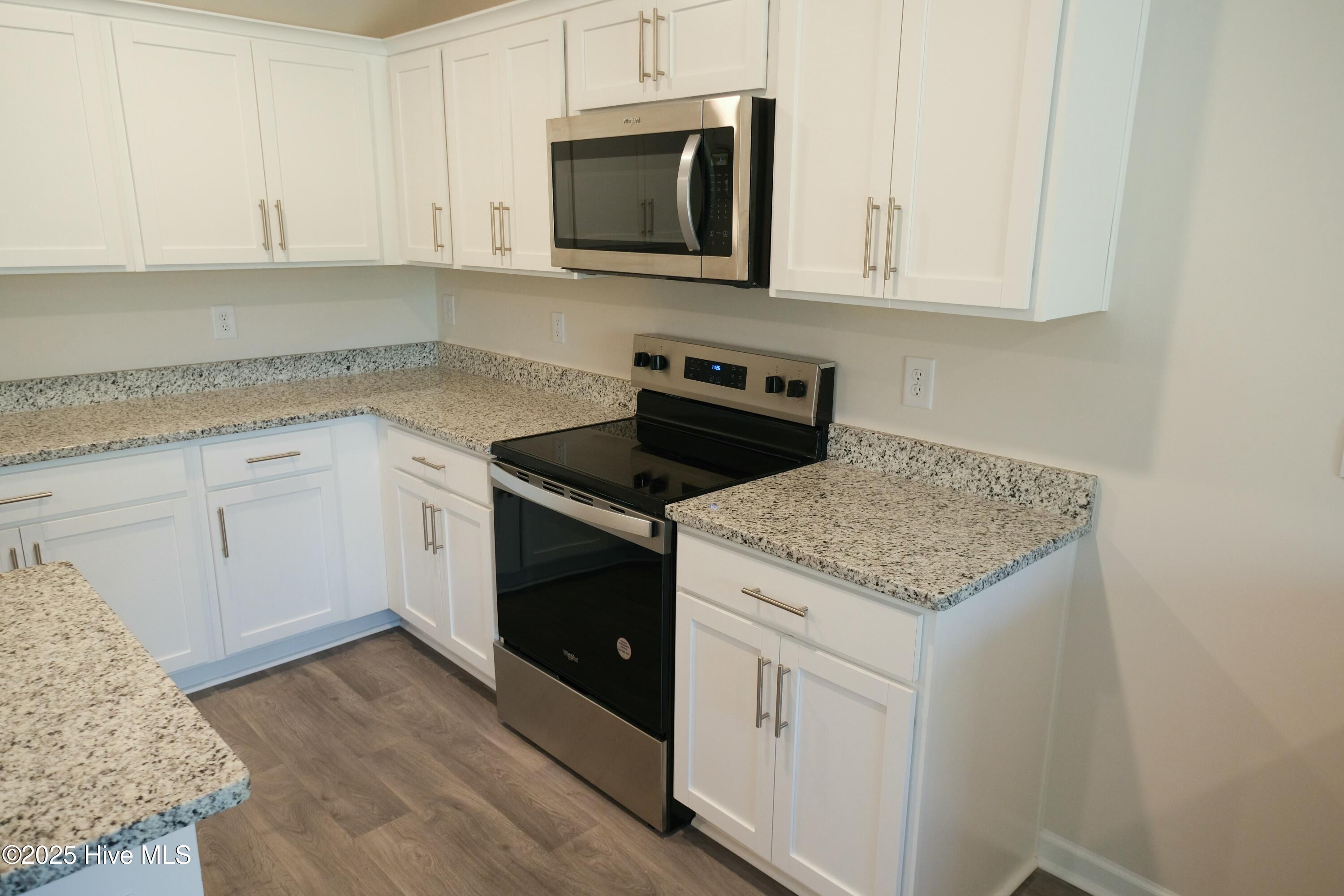 1427 N Wilshire Court Property Photo 40