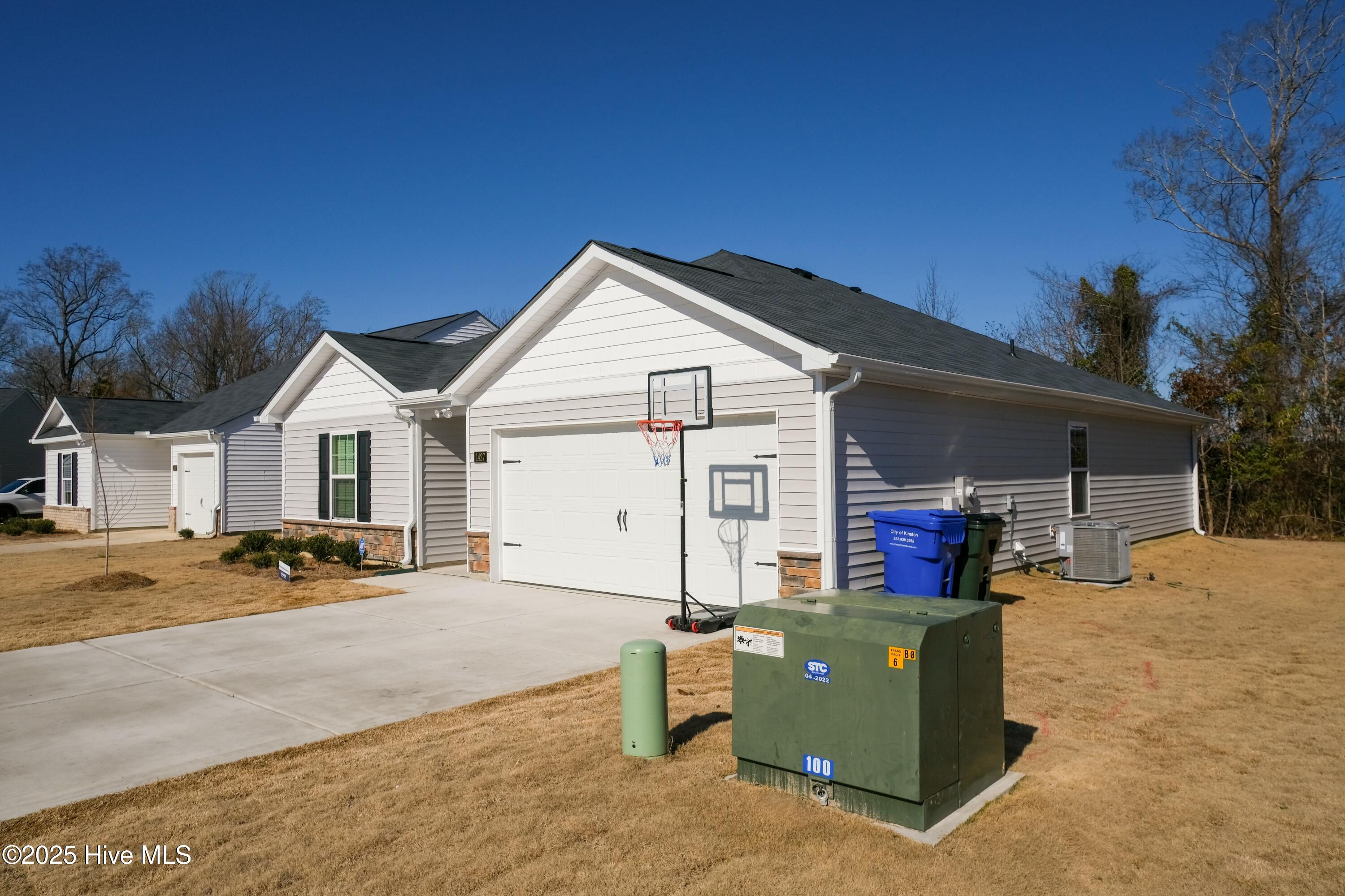 1427 N Wilshire Court Property Photo 48