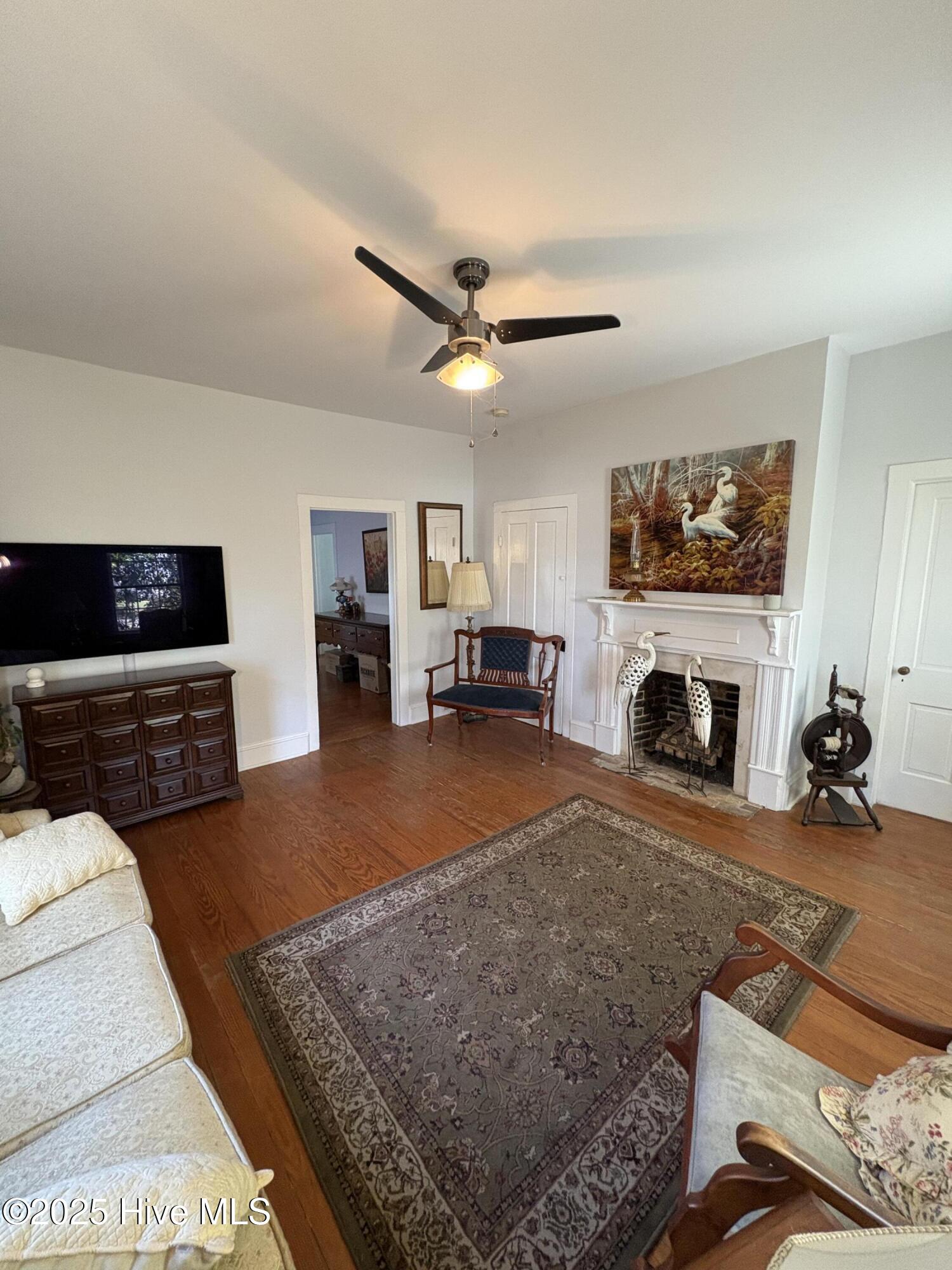 405 Elliott Street Property Photo 14