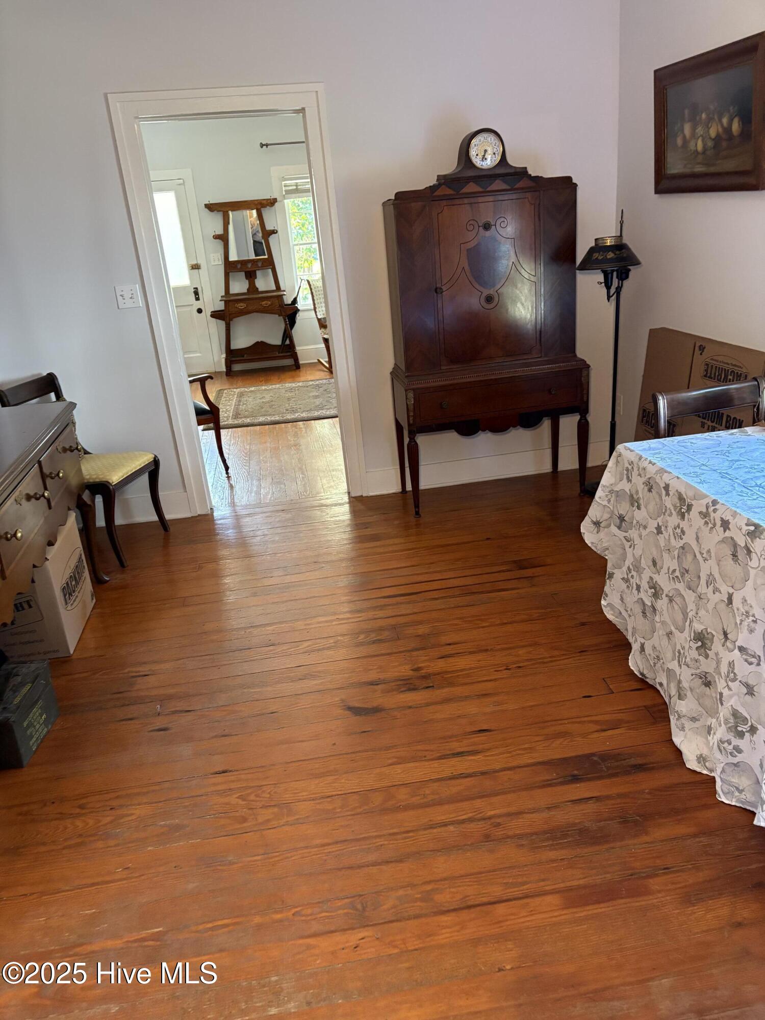 405 Elliott Street Property Photo 15