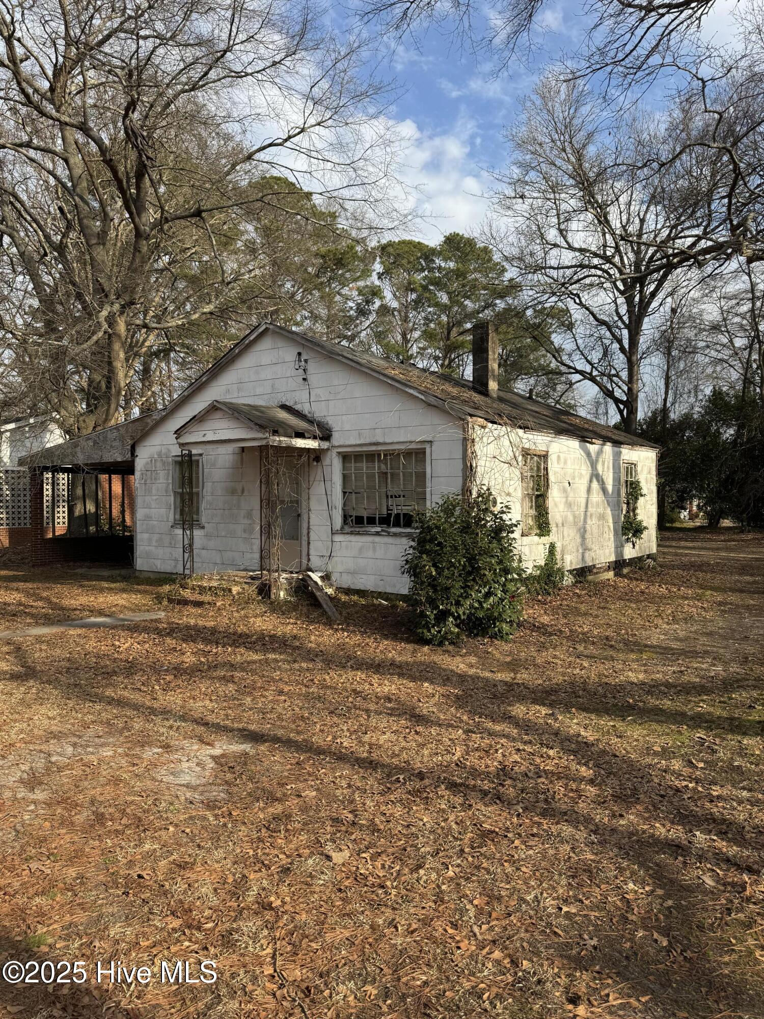 3839 E Ash Street Property Photo