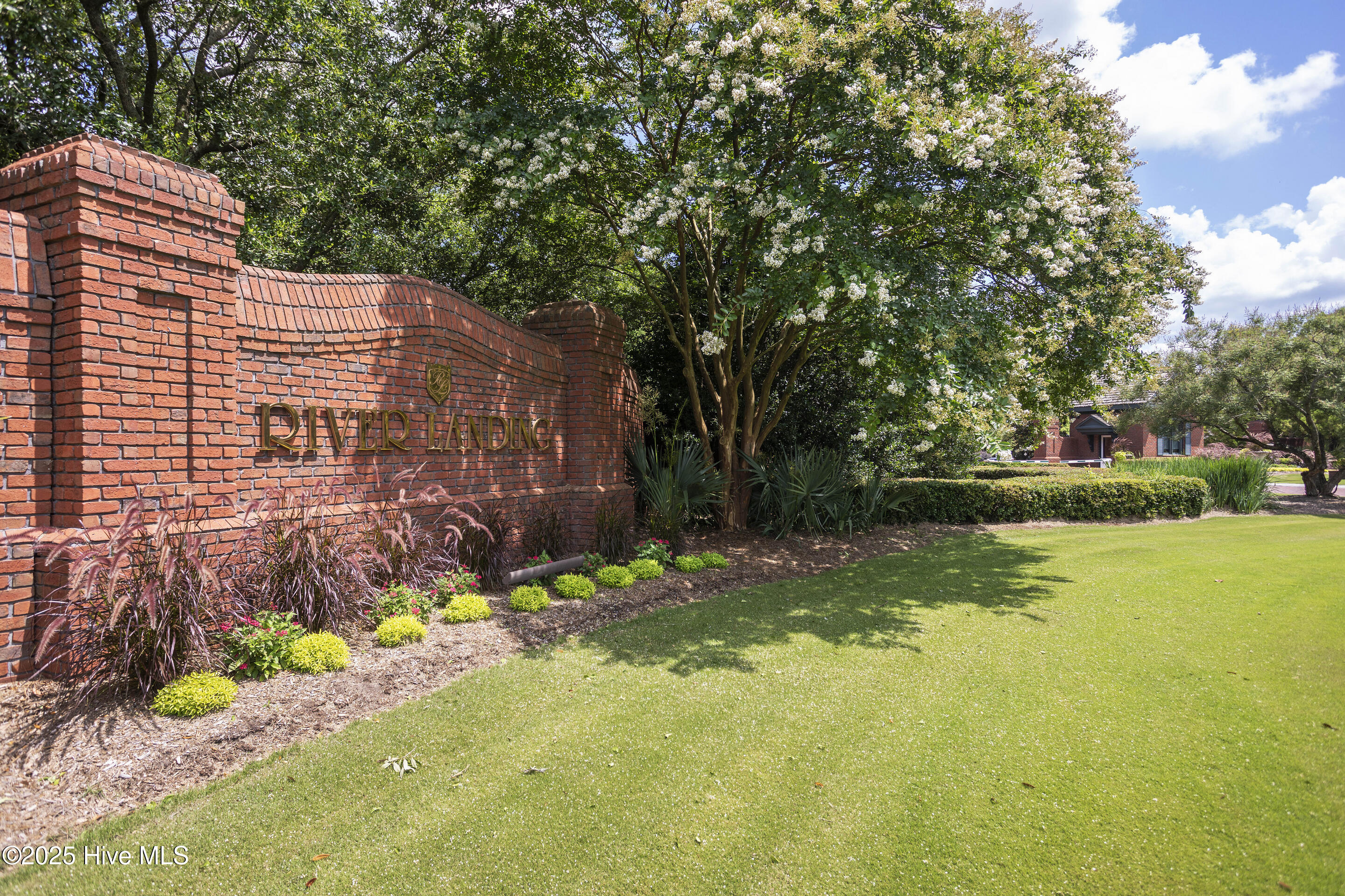 146 & 150 Sycamore Lakes Drive Property Photo 16