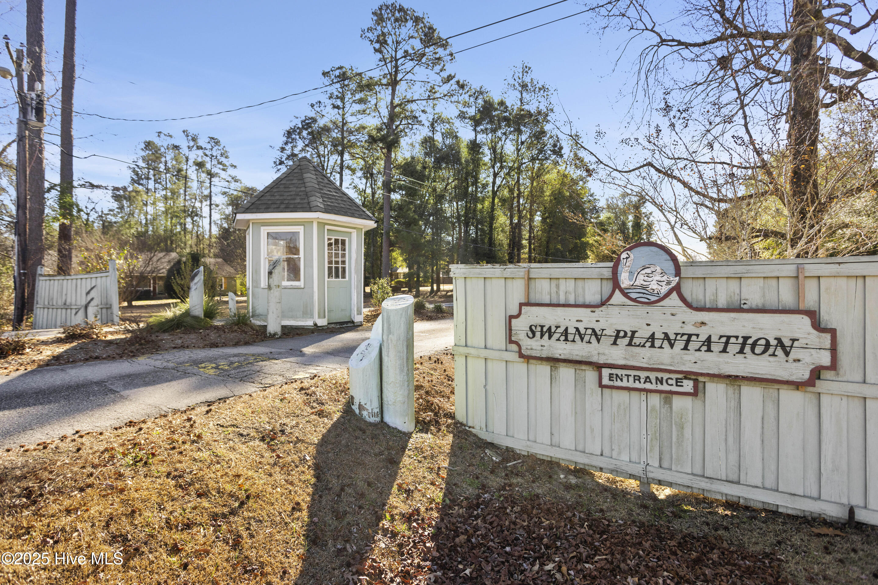 286 Gooseneck Road Property Photo 2