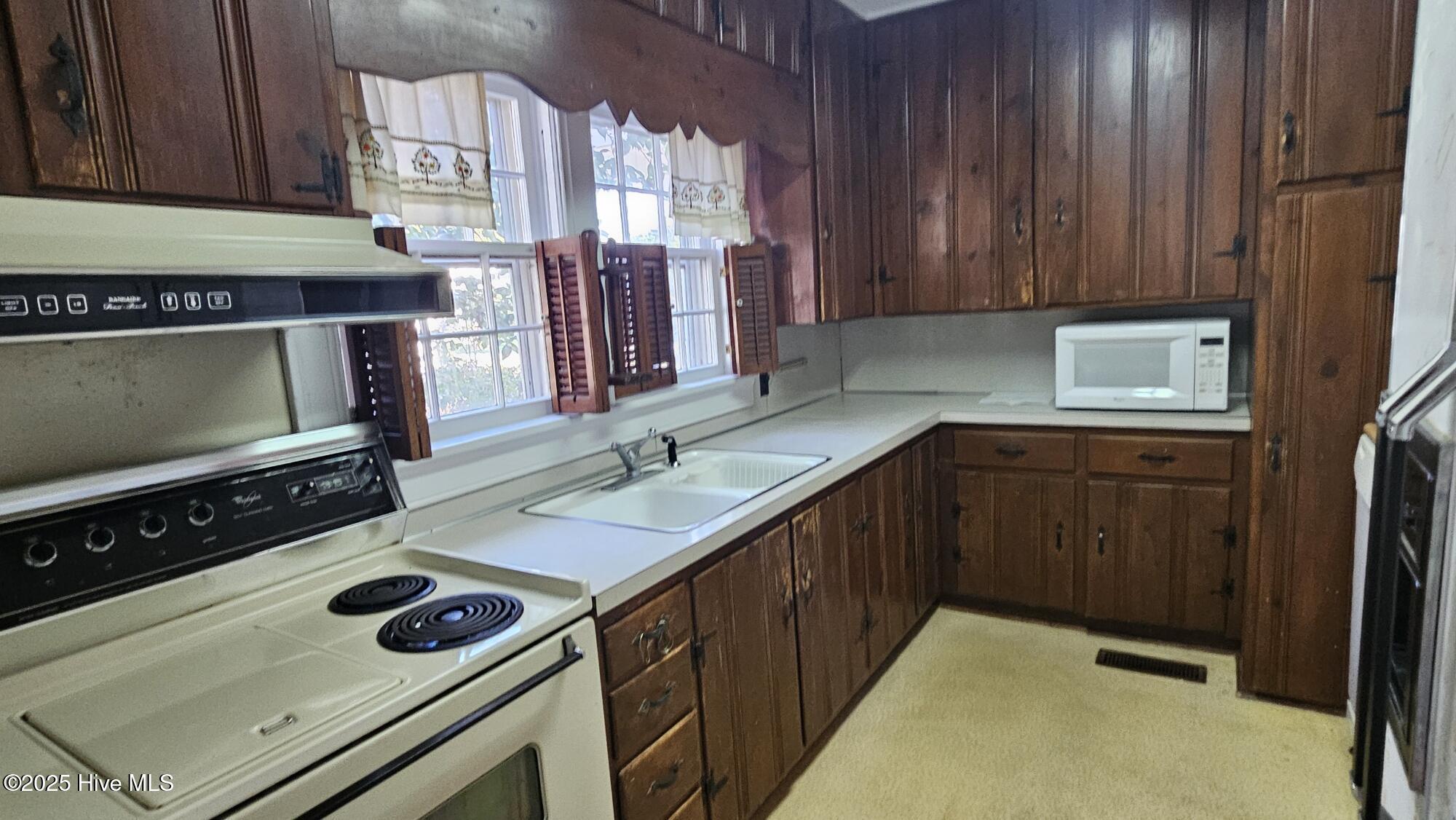 603 Woodrow Street Property Photo 17
