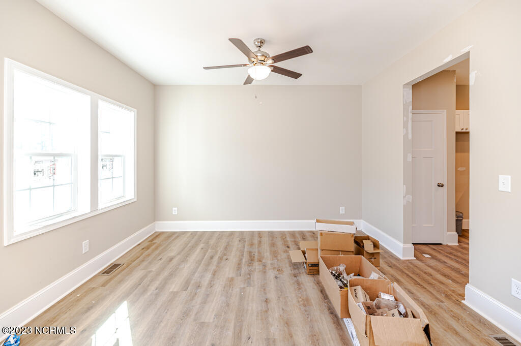 517 Stadium Drive Property Photo 5