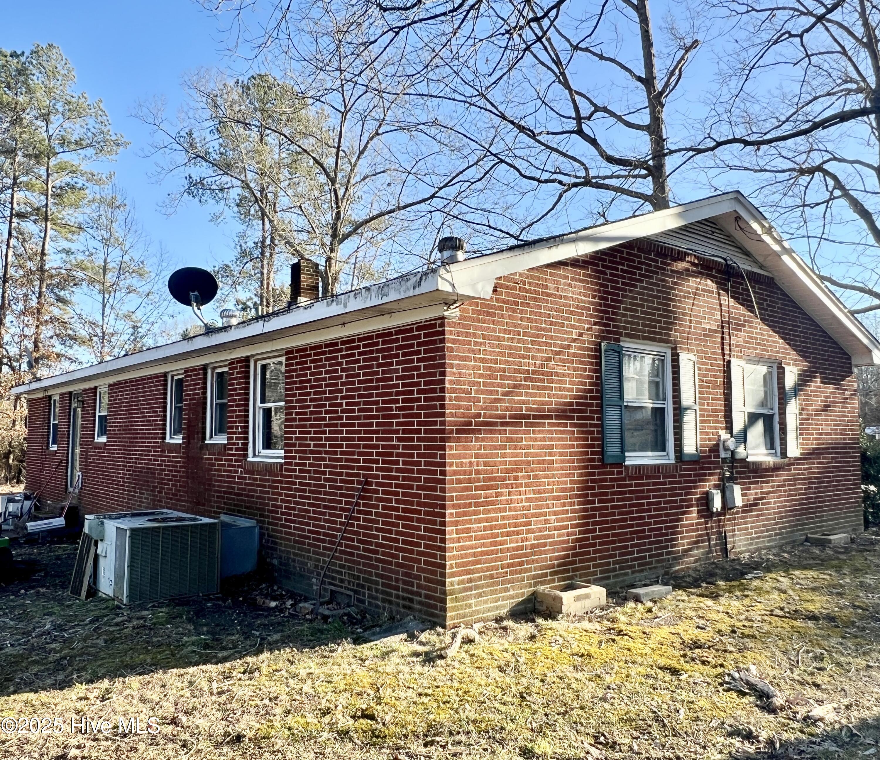 114 Fox Park Road Property Photo 3