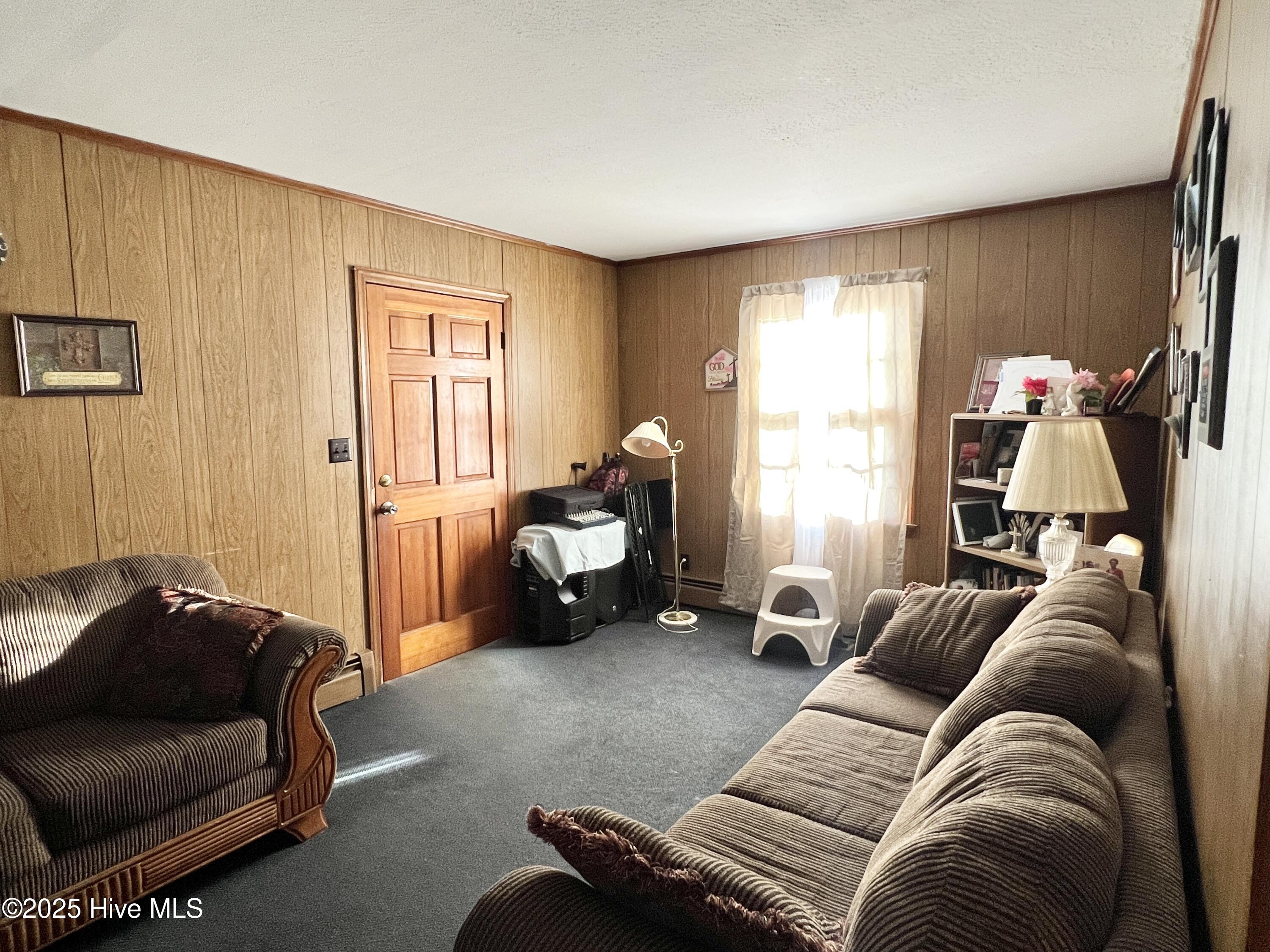 114 Fox Park Road Property Photo 6