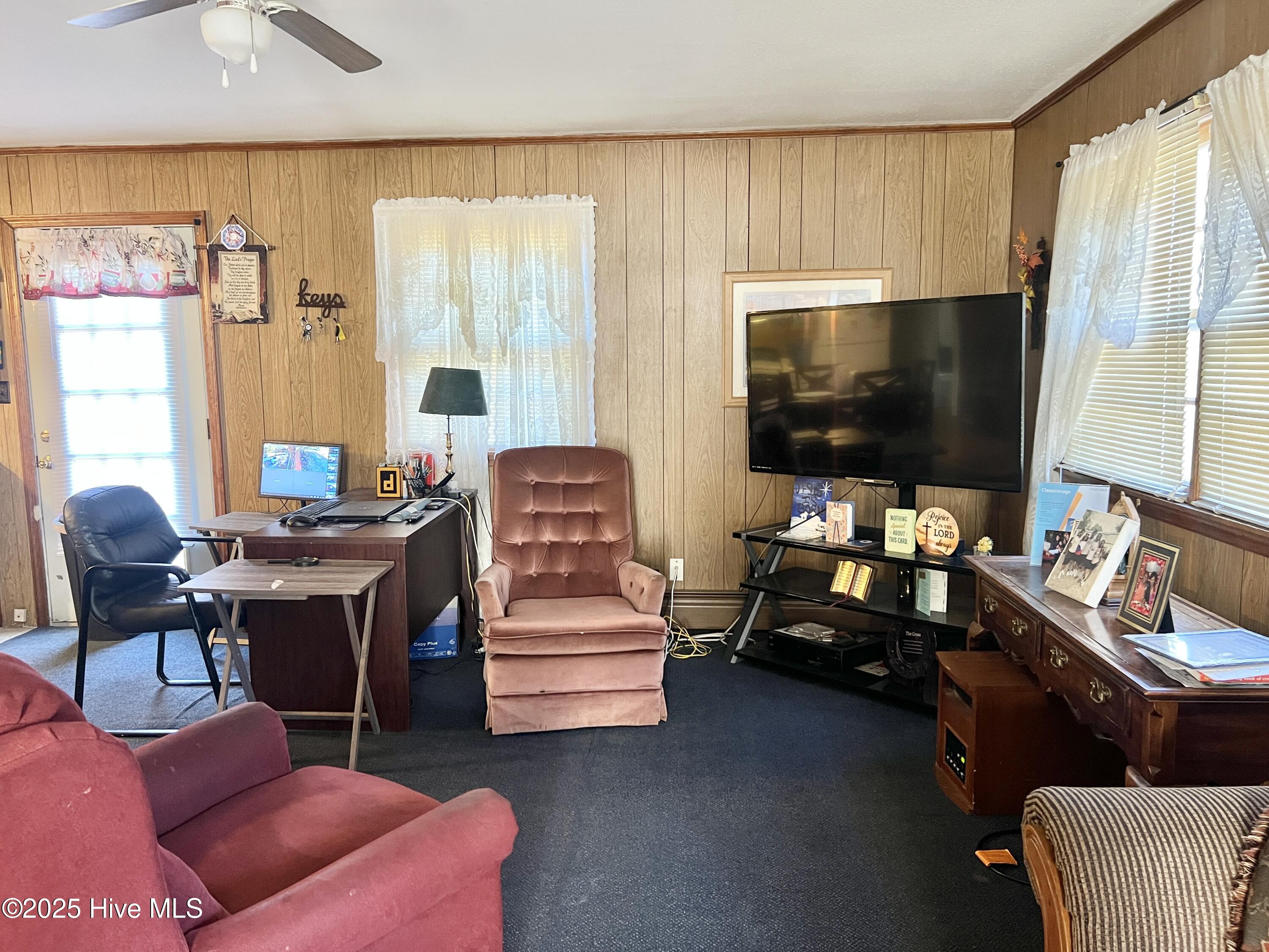 114 Fox Park Road Property Photo 14