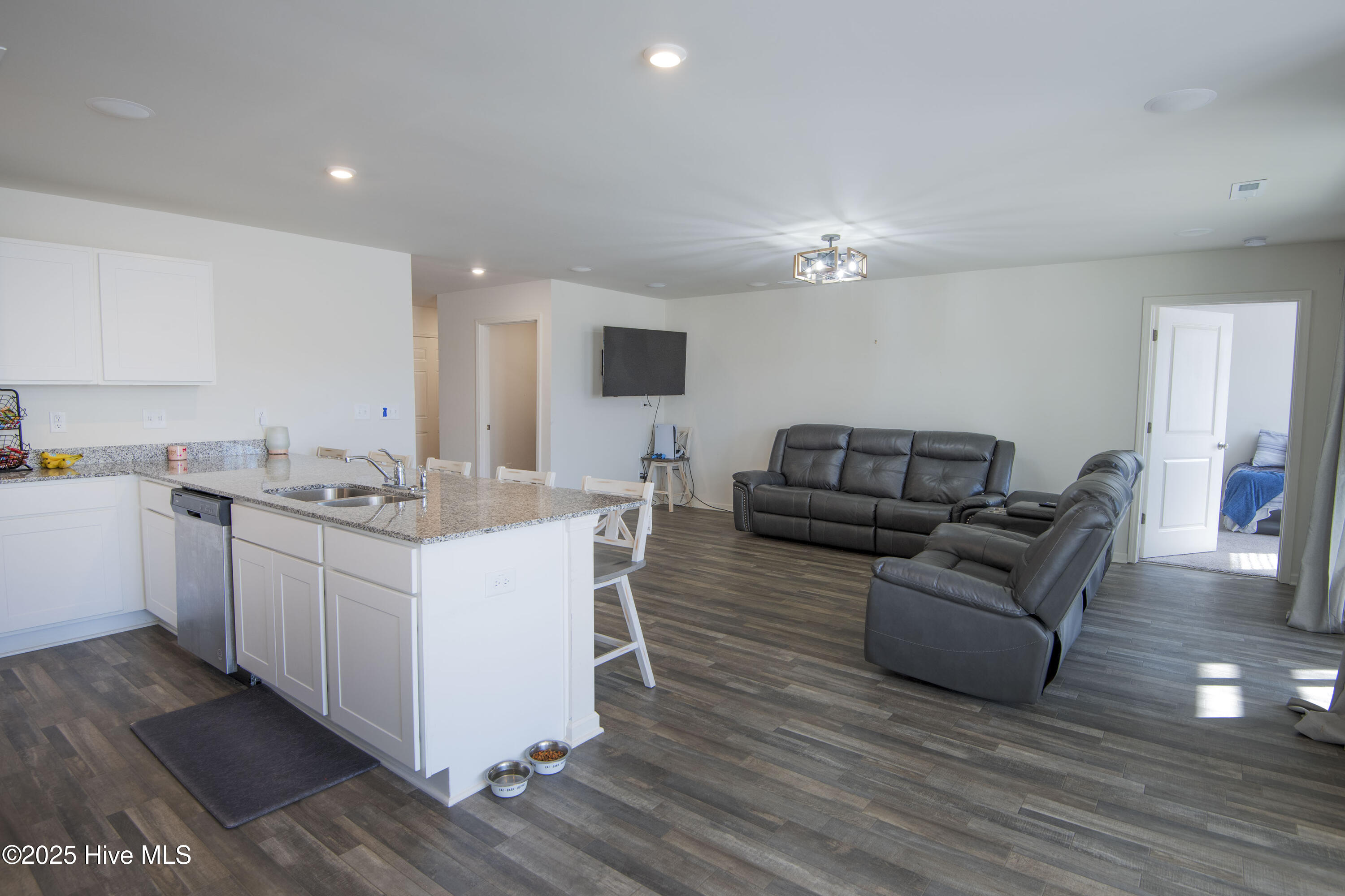 102 Zachary Lane Property Photo 14