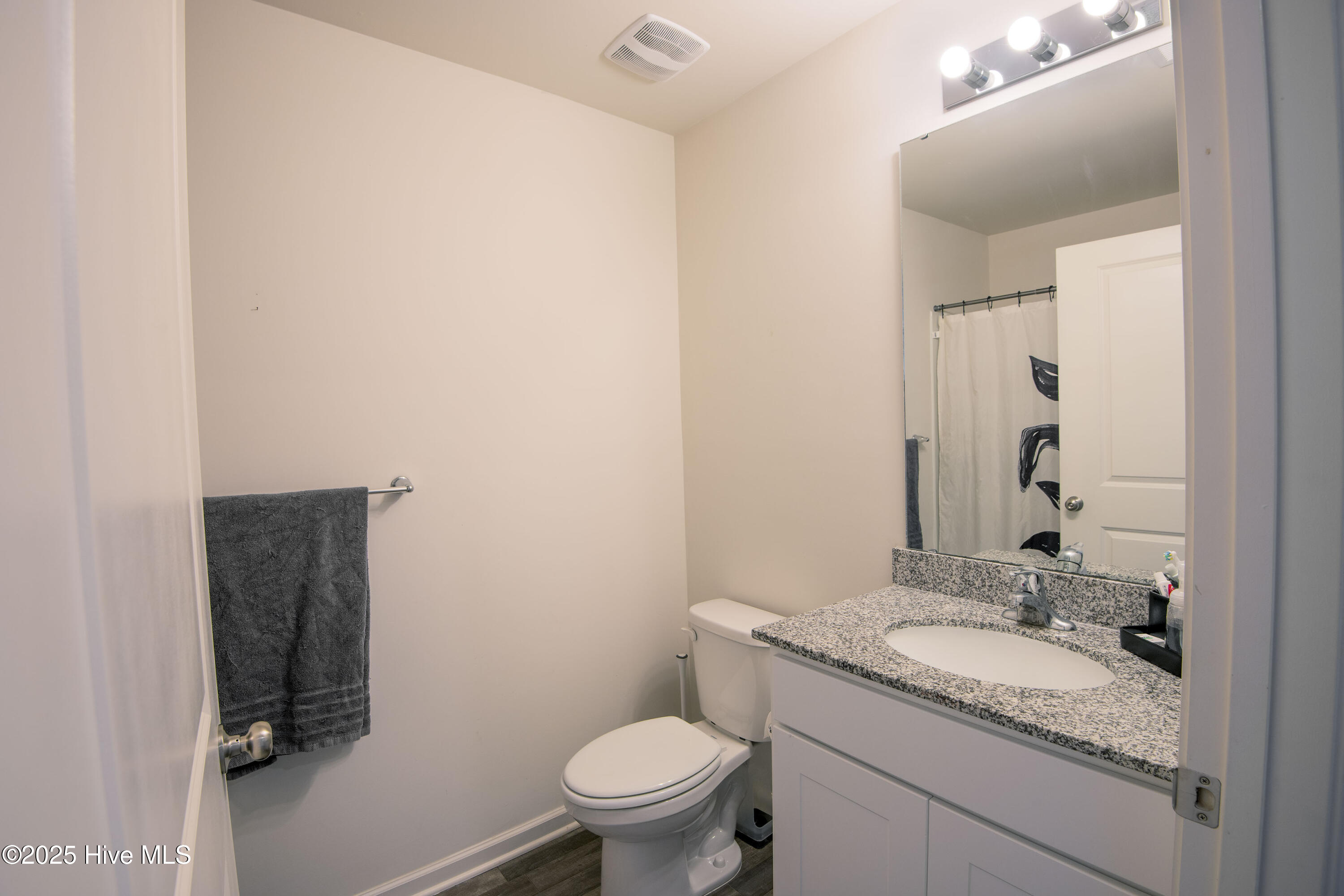 102 Zachary Lane Property Photo 23