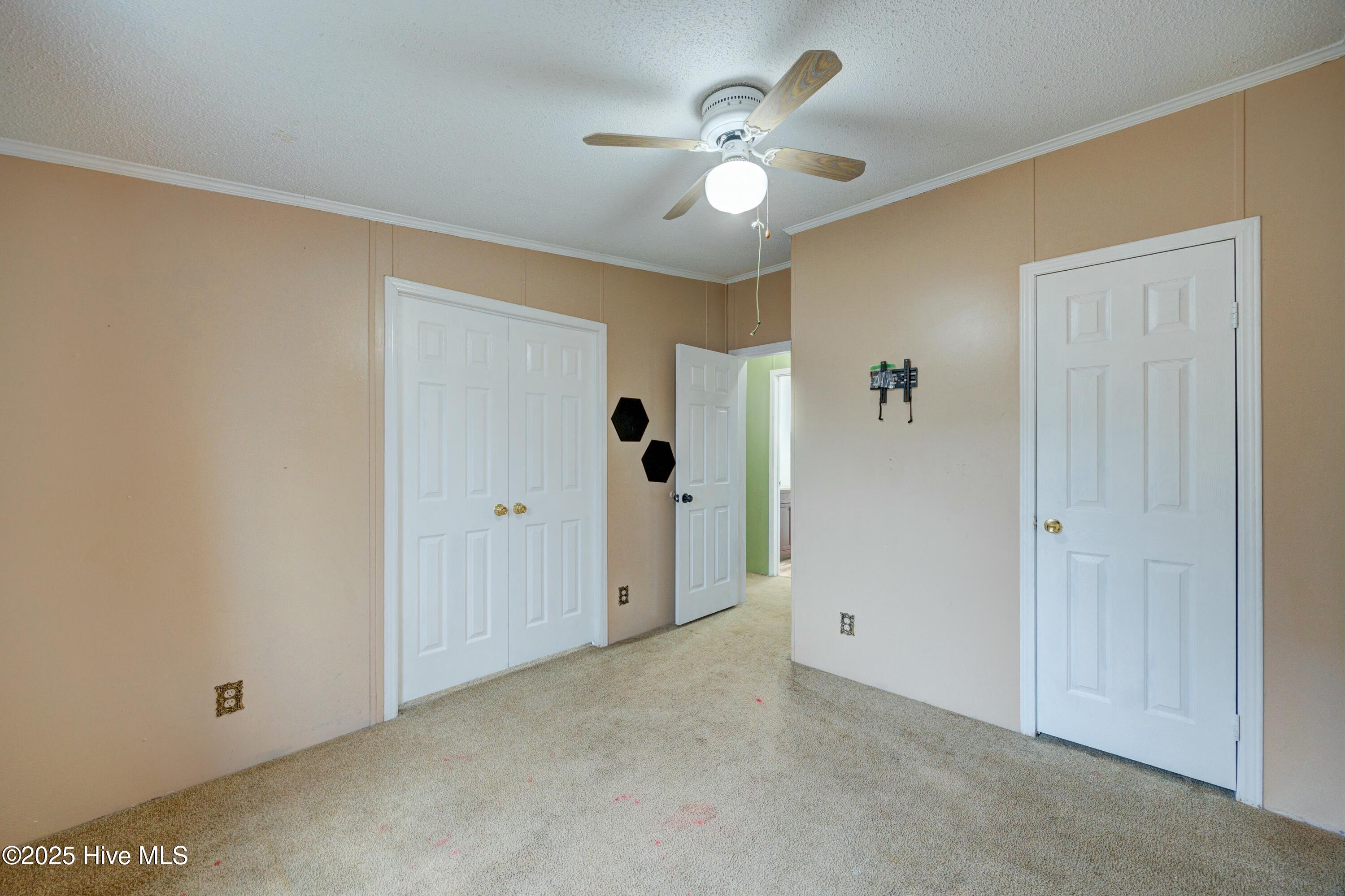 8995 Crooked Oak Court Property Photo 17