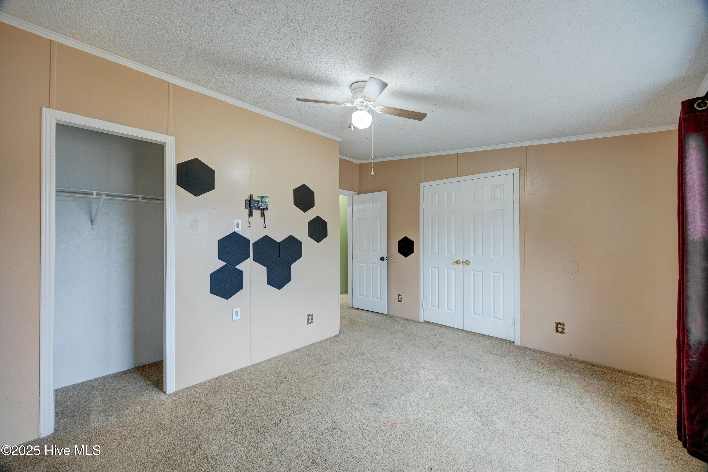 8995 Crooked Oak Court Property Photo 18