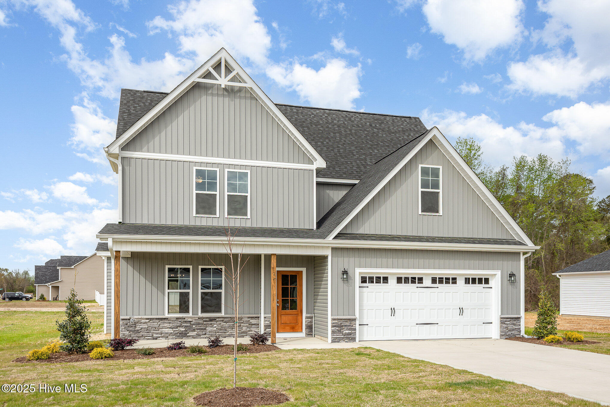 15 Lupin Drive Property Photo 2