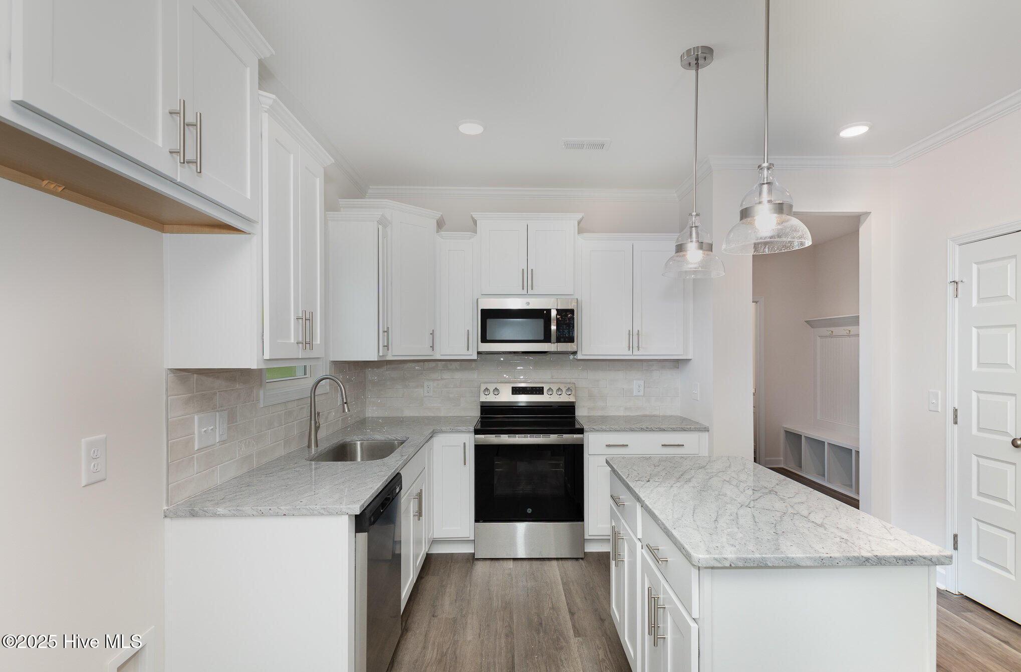 15 Lupin Drive Property Photo 14