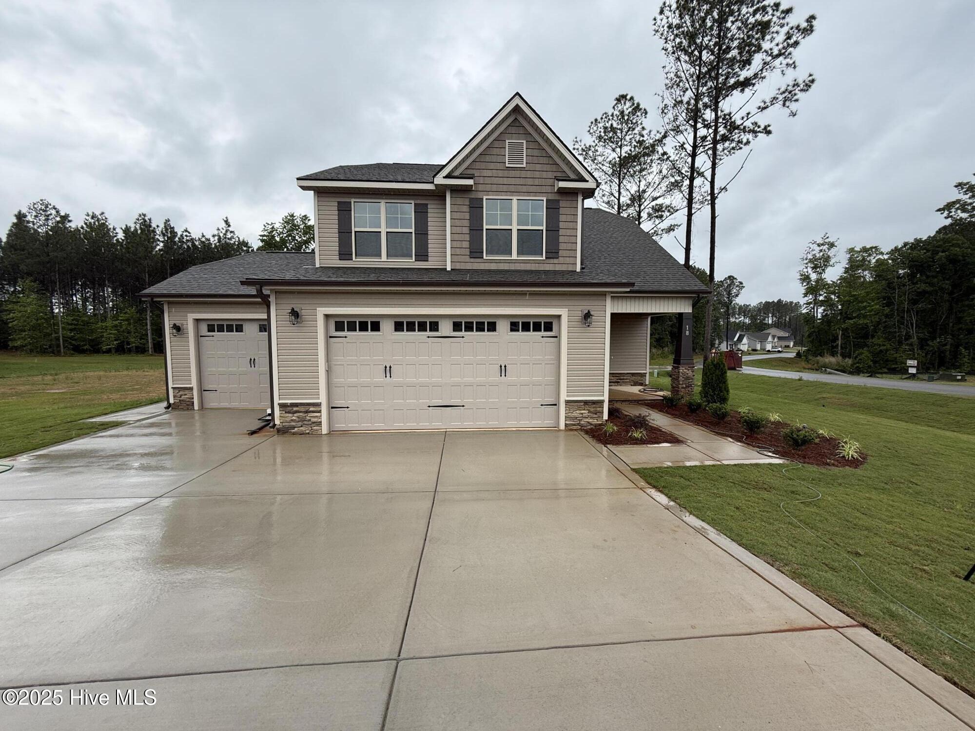 18 Bonnybrook Court Property Photo