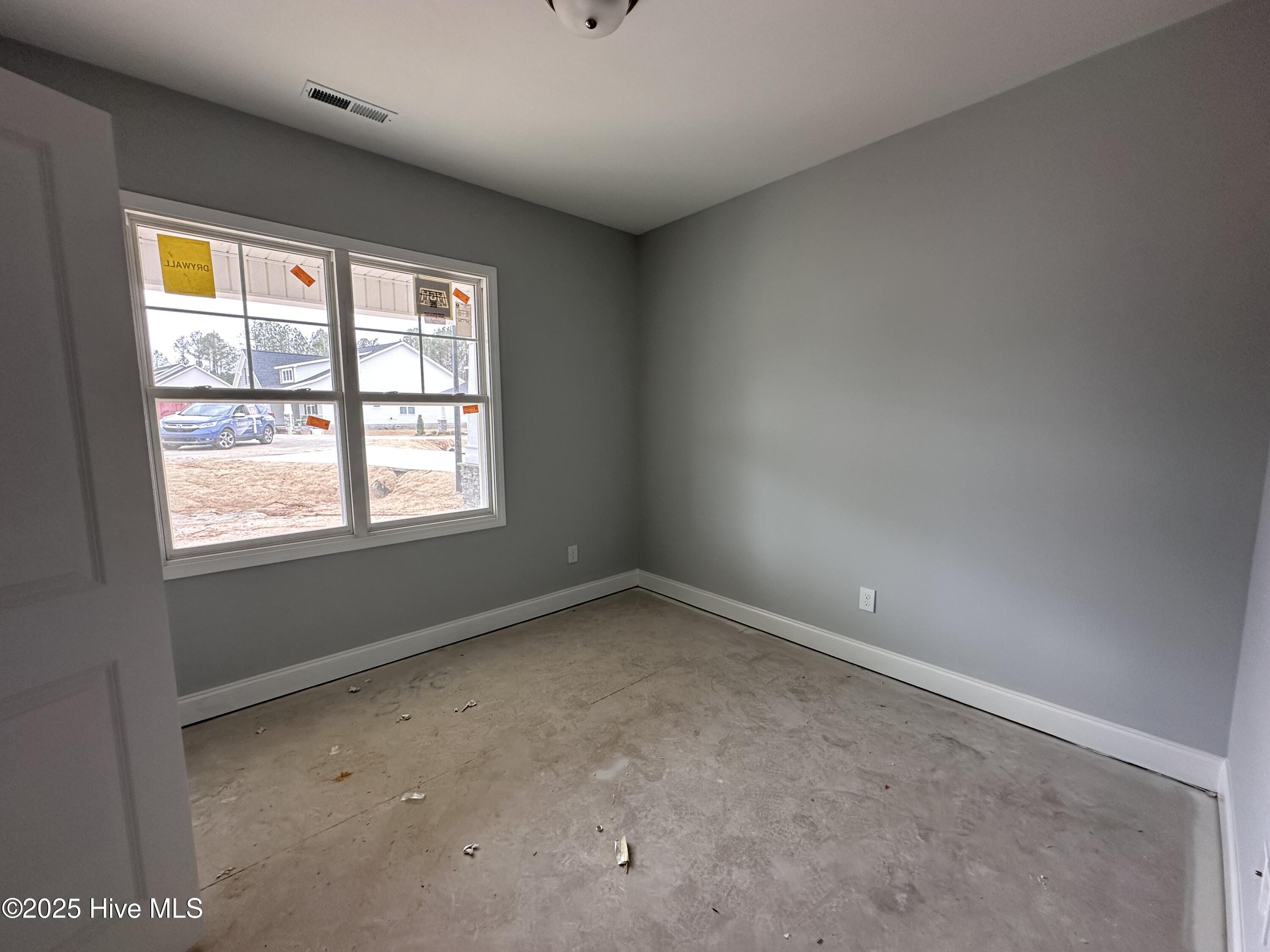 98 Laramie Lane Property Photo 10