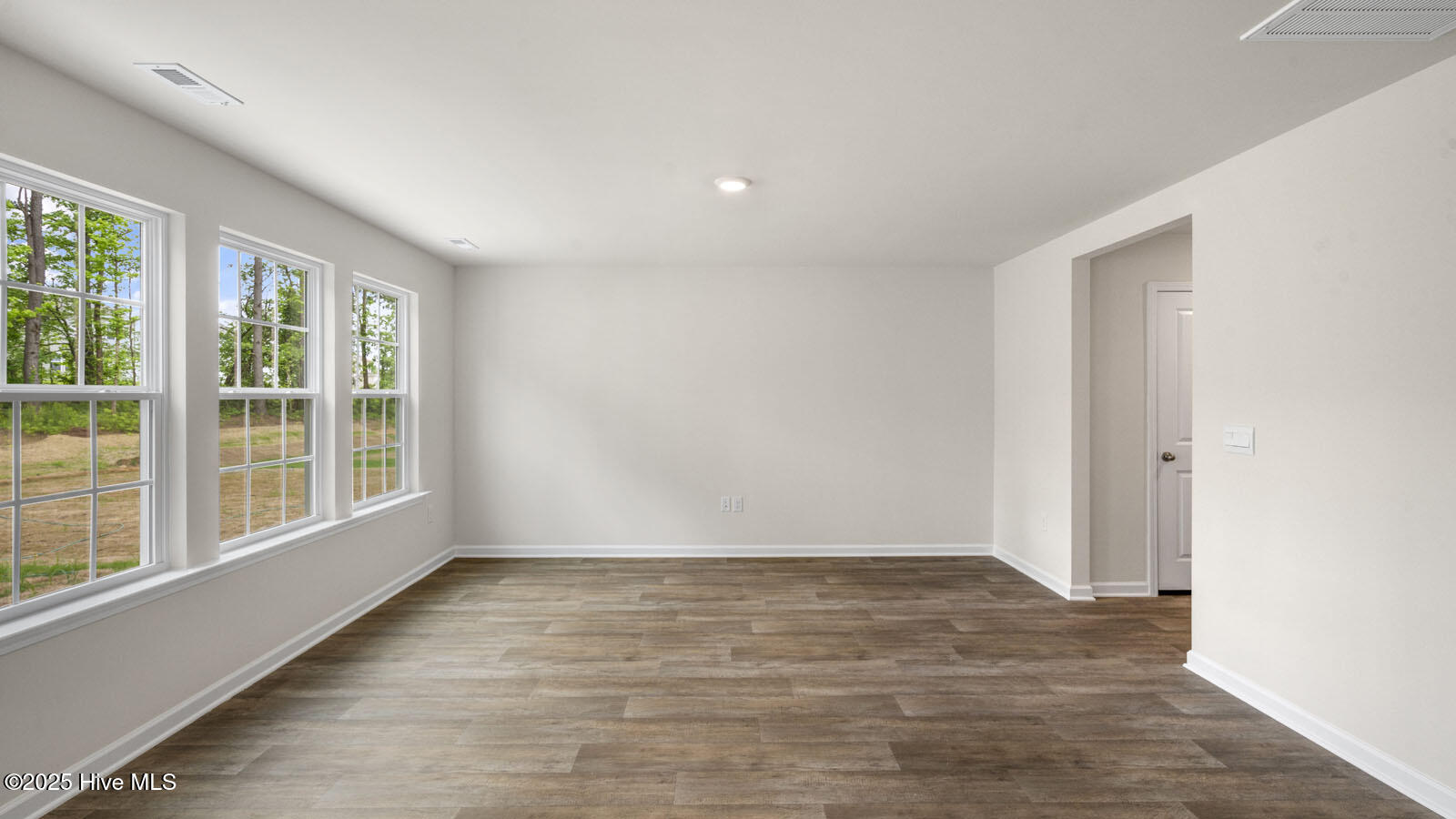246 Palm Drive Property Photo 15