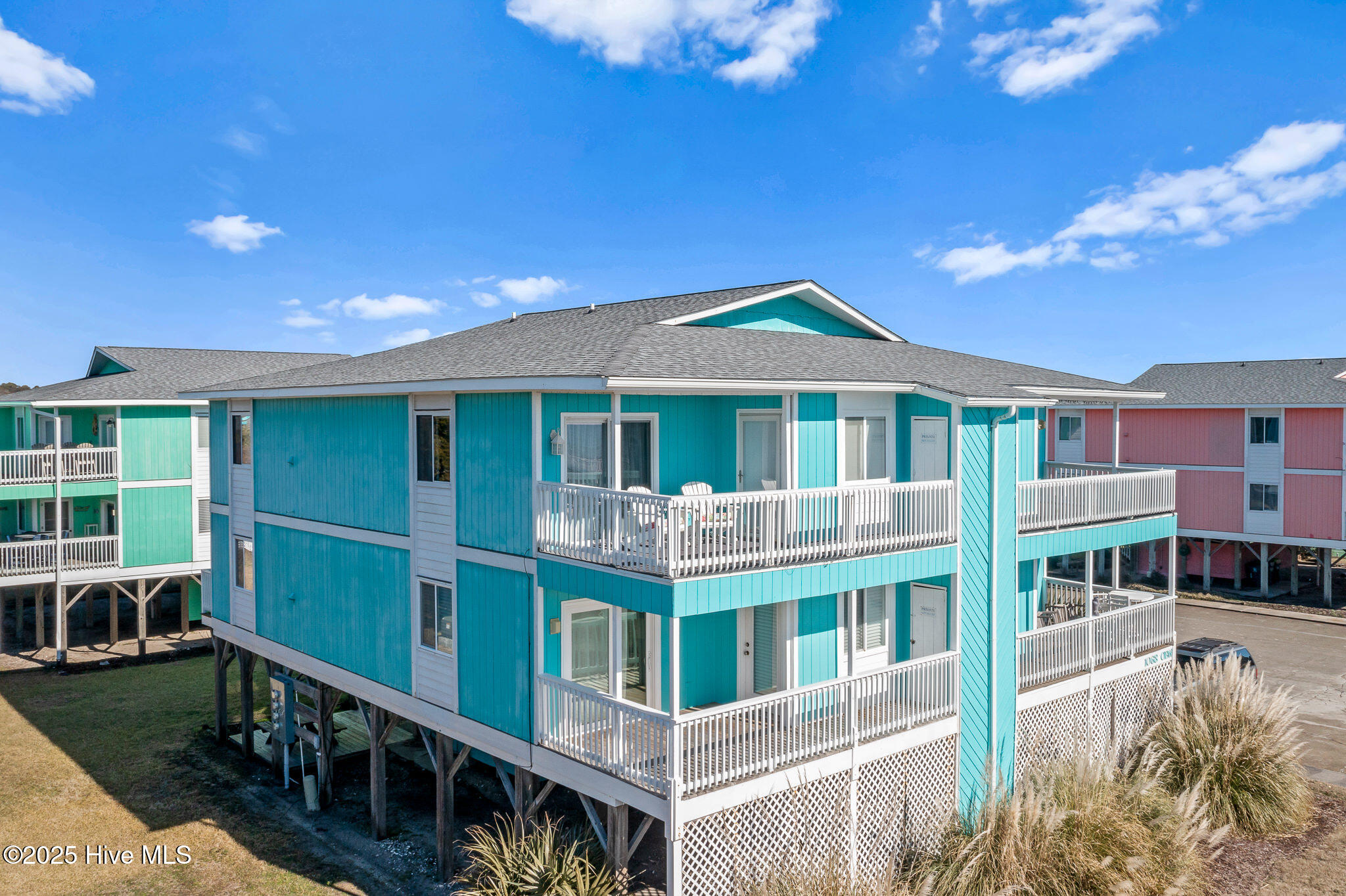 Captains Villas Real Estate Listings Main Image